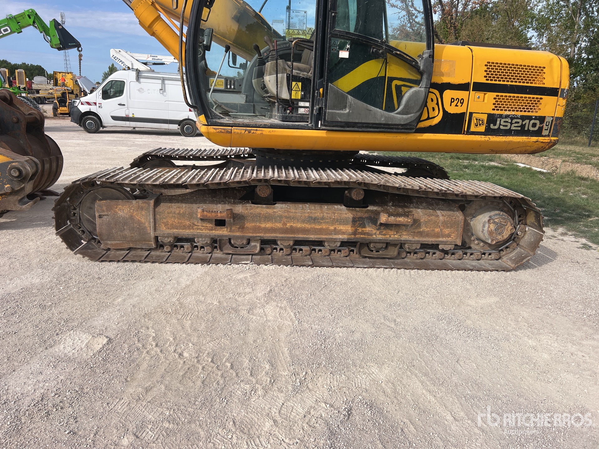2005 JCB JS210LC