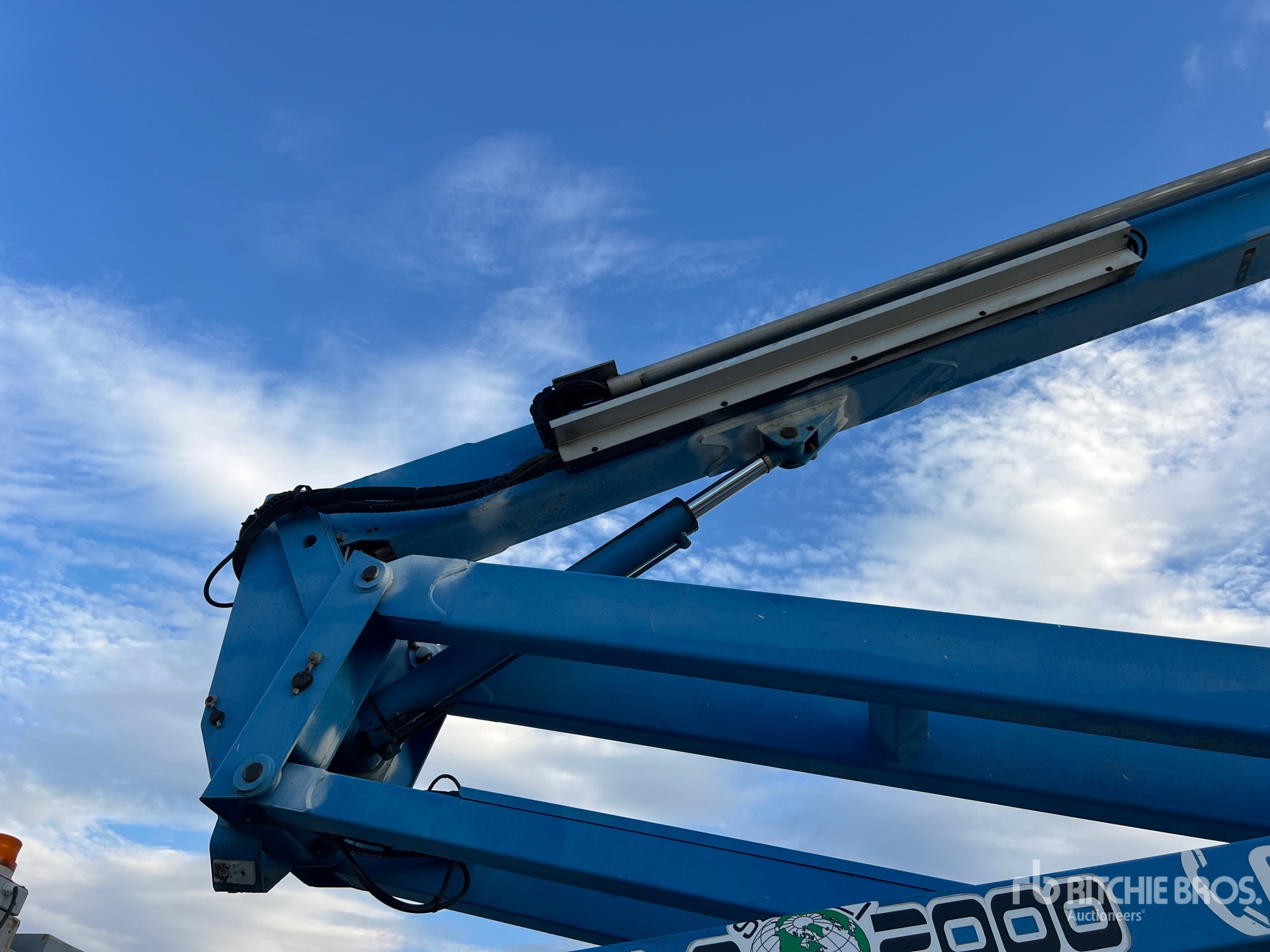 2003 Genie Z60/34