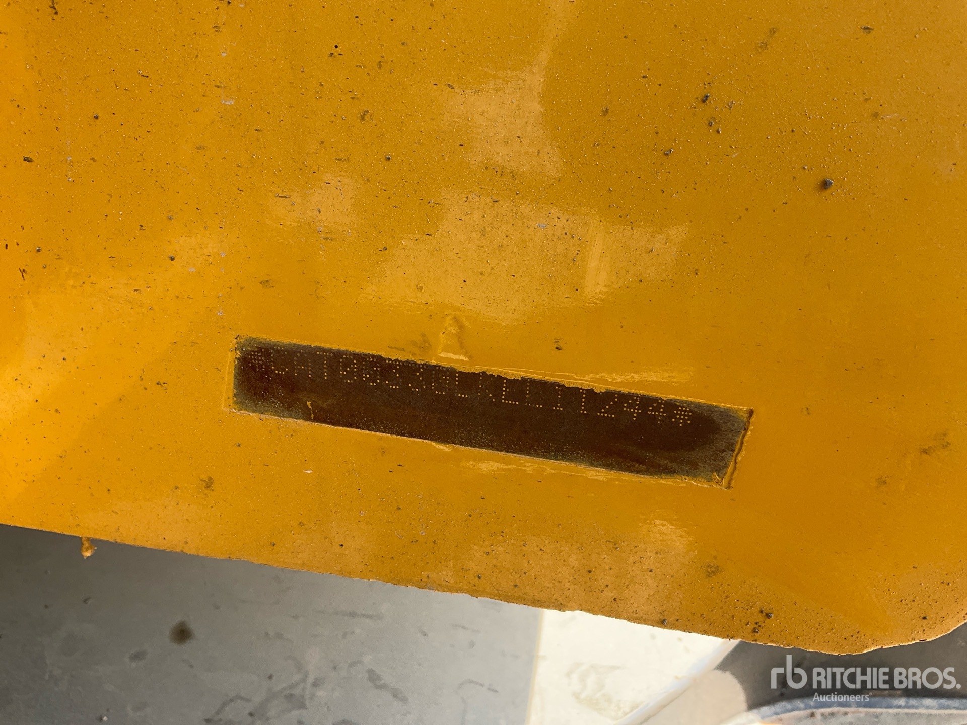 2021 Caterpillar 330
