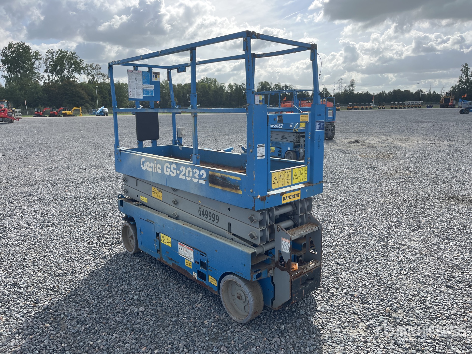 2016 Genie GS2032