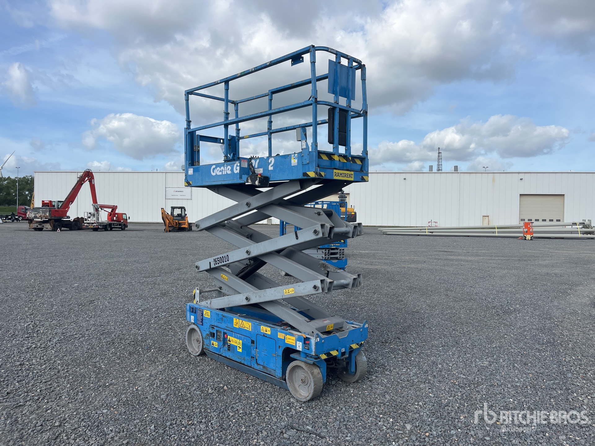 2016 Genie GS2032