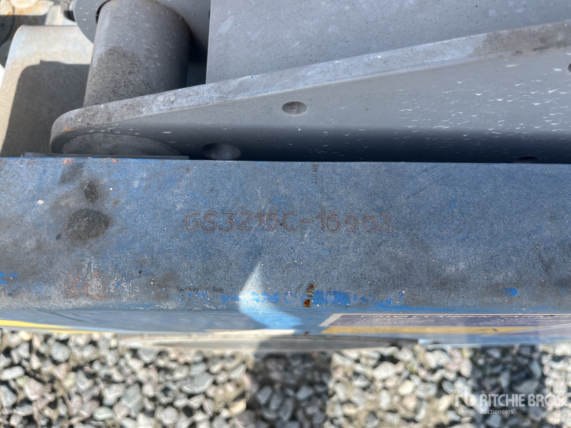 2016 Genie GS2032