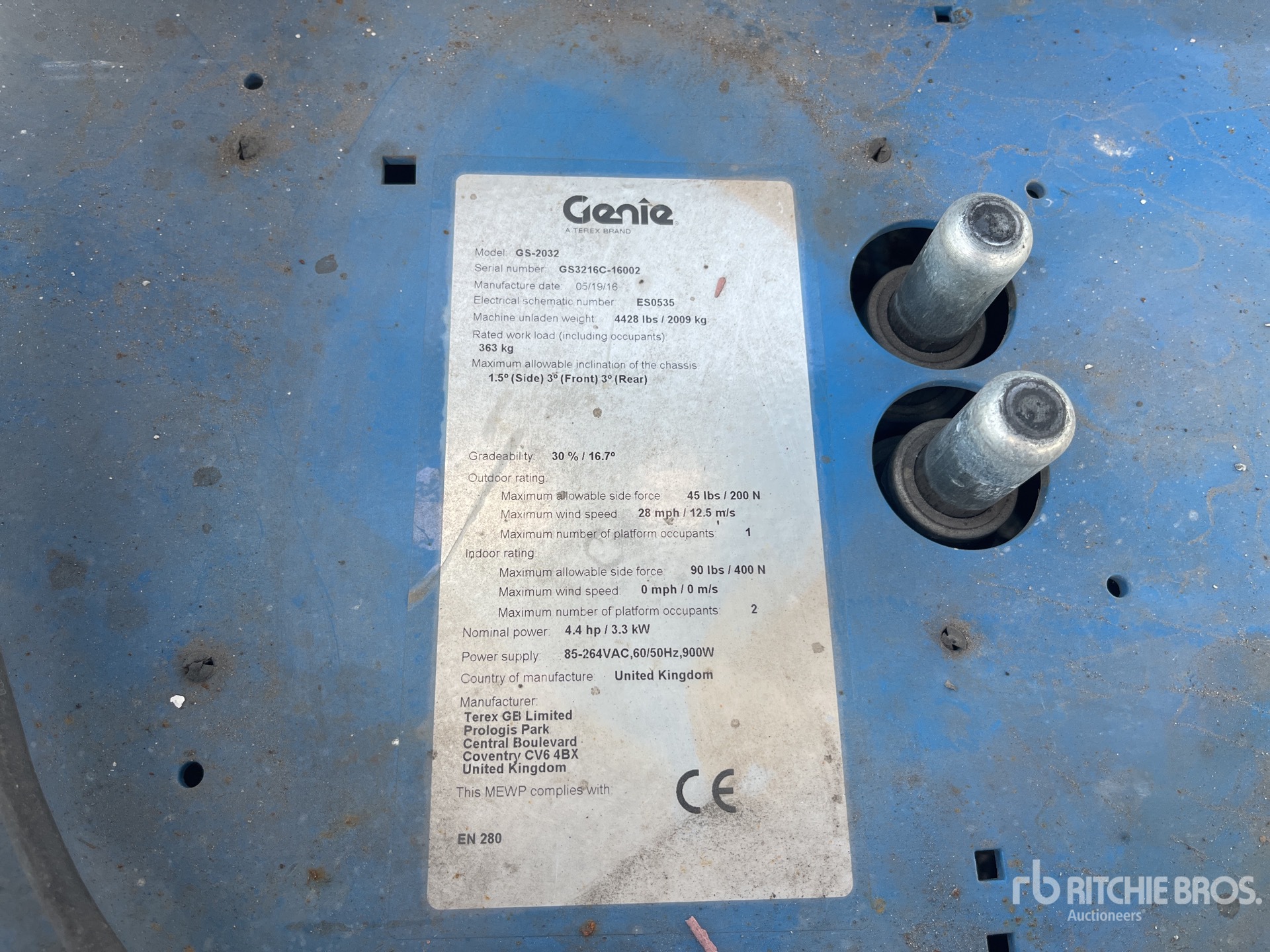 2016 Genie GS2032