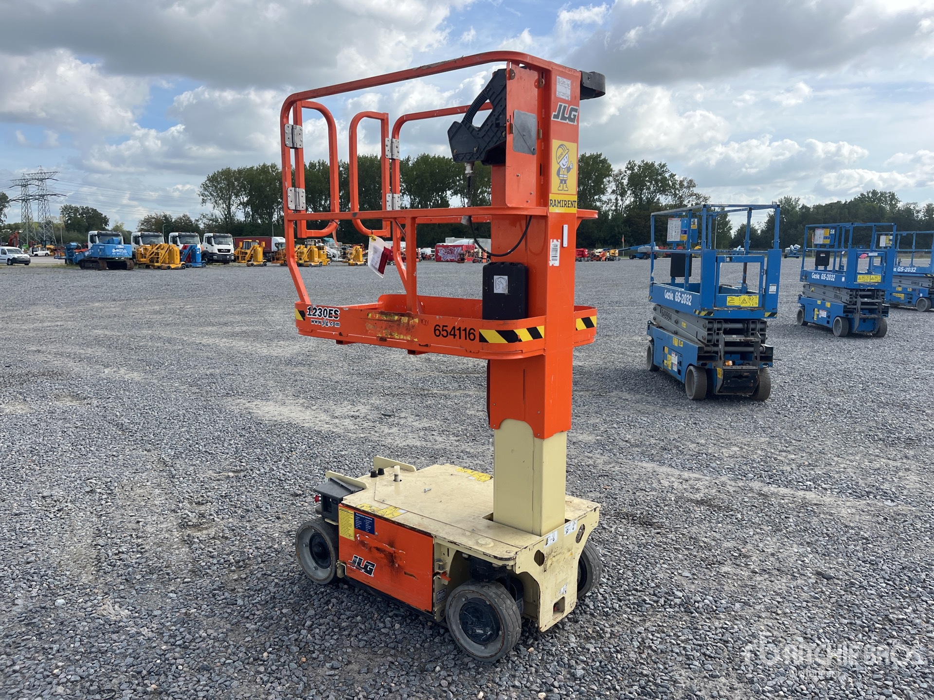 2016 JLG 1230ES