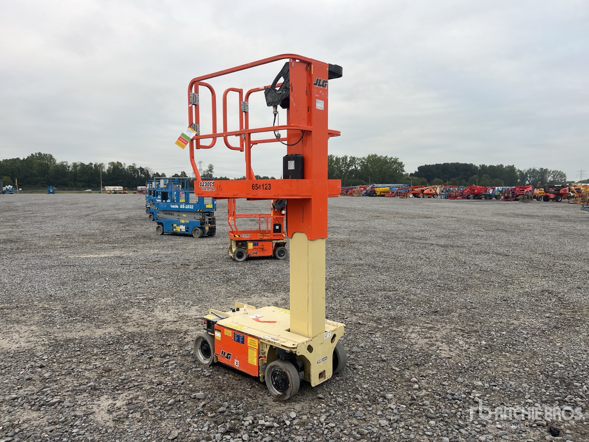 2016 JLG 1230ES