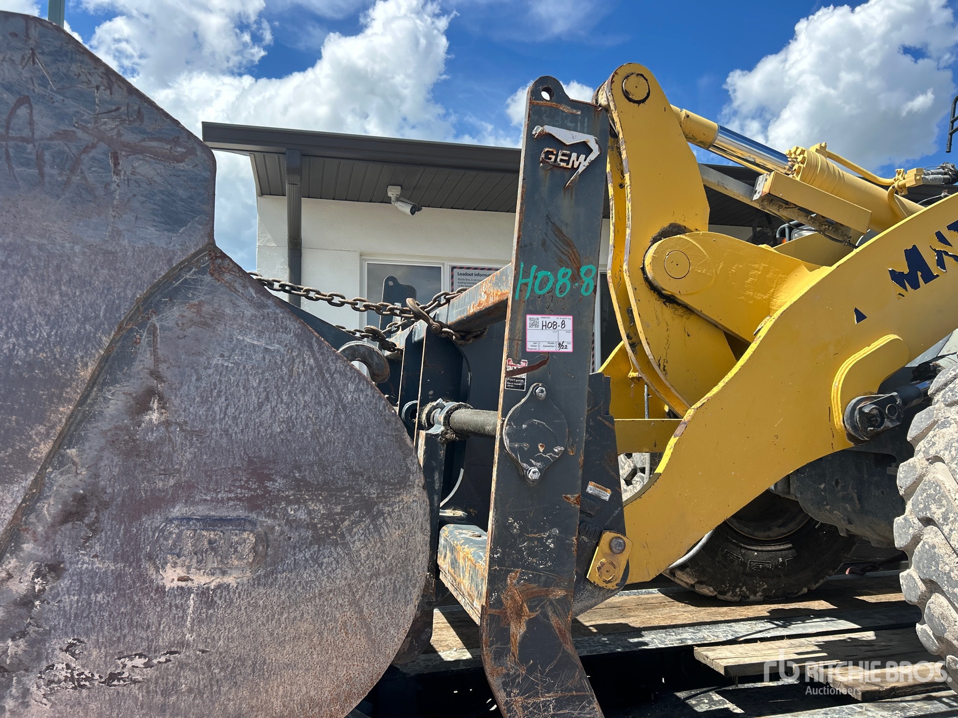 Komatsu 100 in - Fits CFHP 416