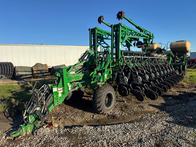 2010 Great Plains YP2425A-48TR Split 48 Row Planter