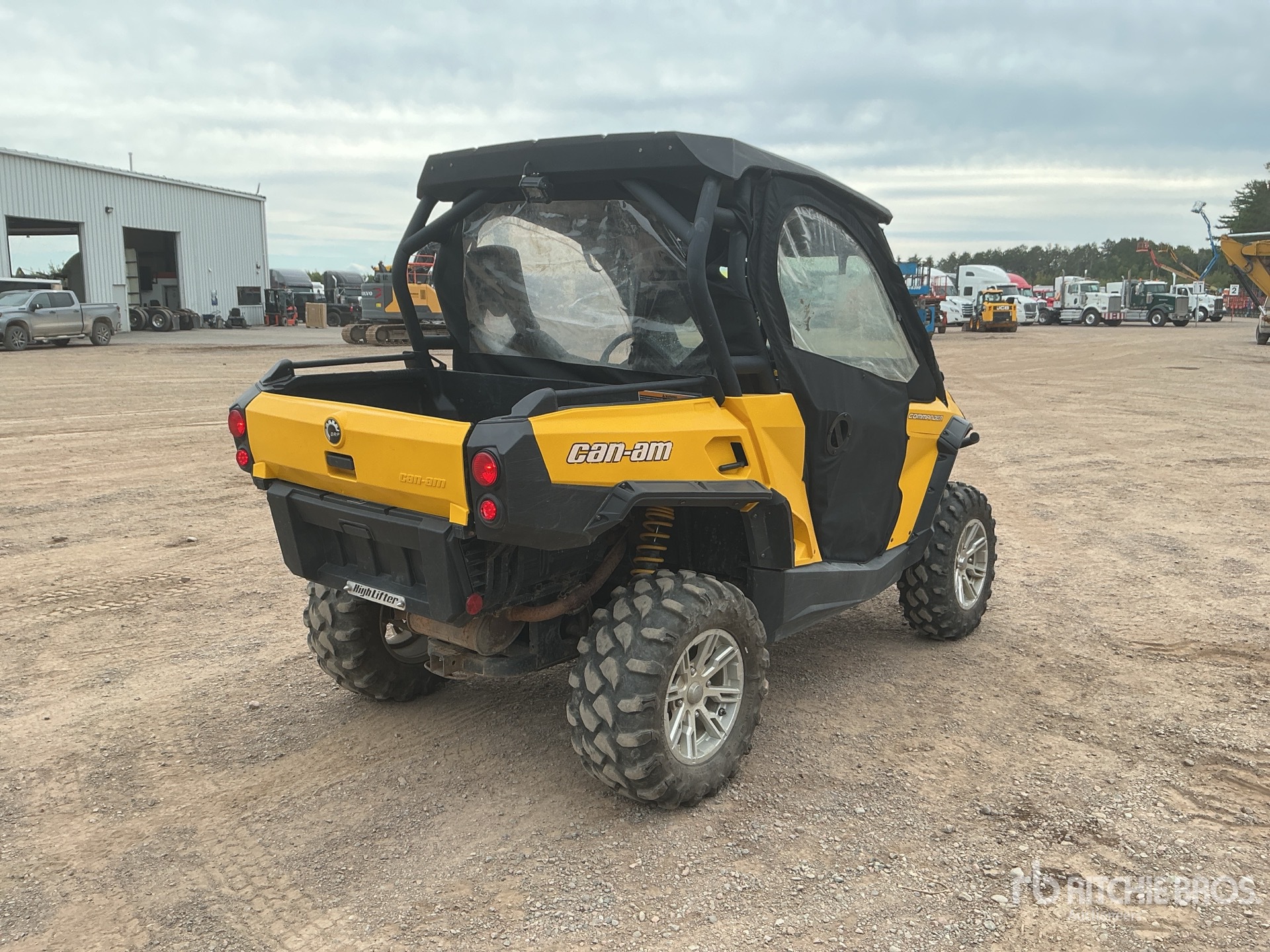 2013 Can Am COMMANDER