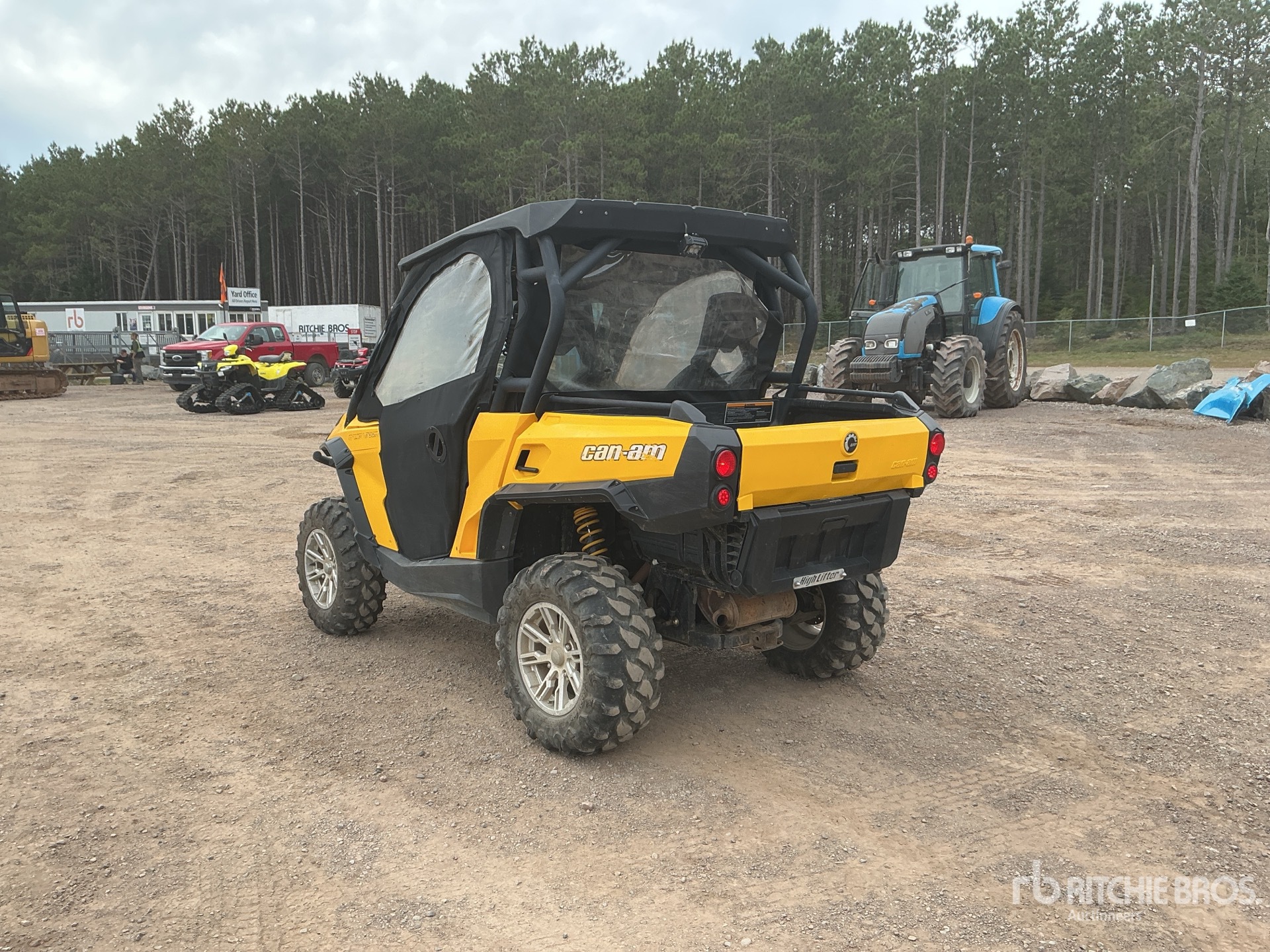 2013 Can Am COMMANDER