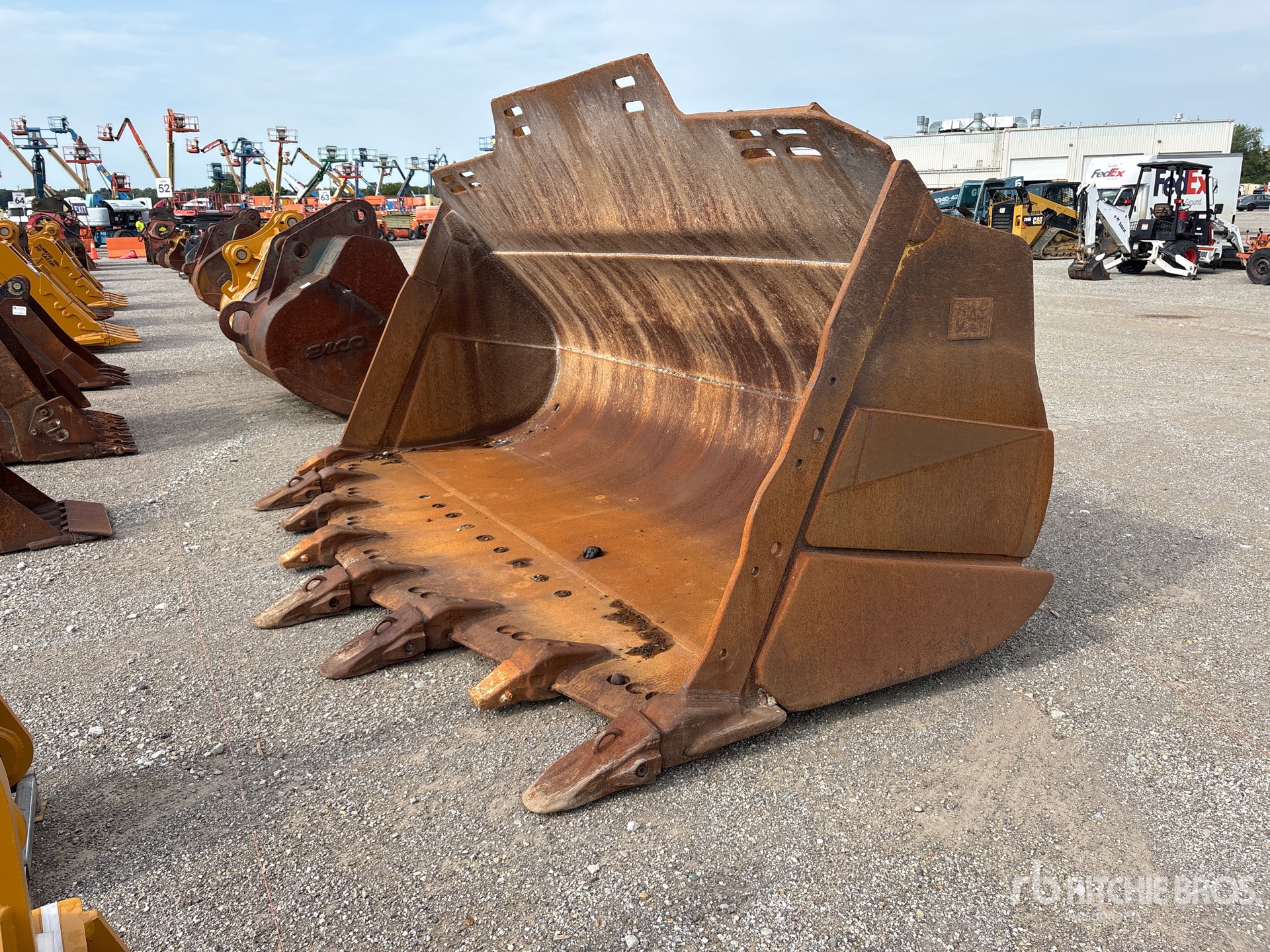  Caterpillar 153 in