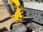 v2 Chassis - Excavator with