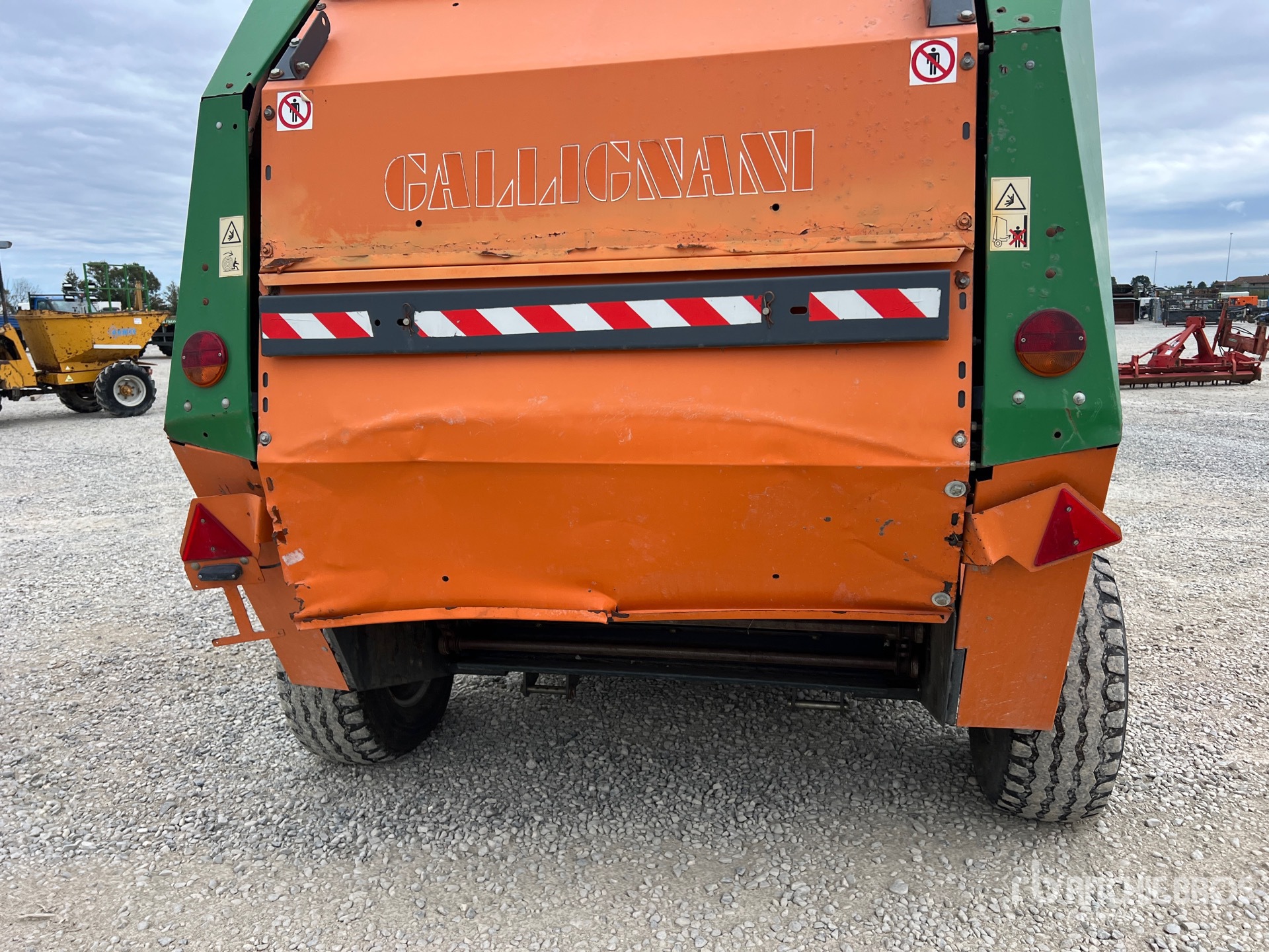 2002 Gallignani 355LR