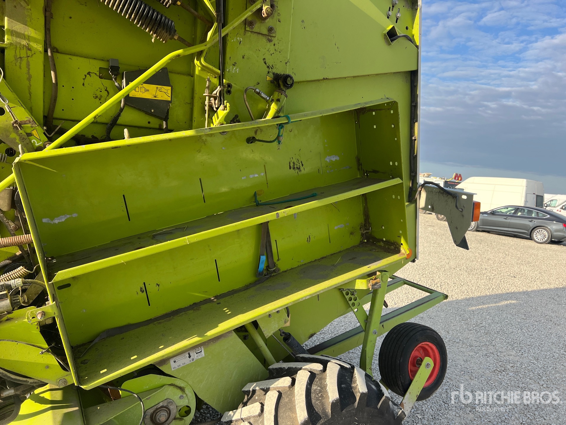 2005 Claas VARIANT 280