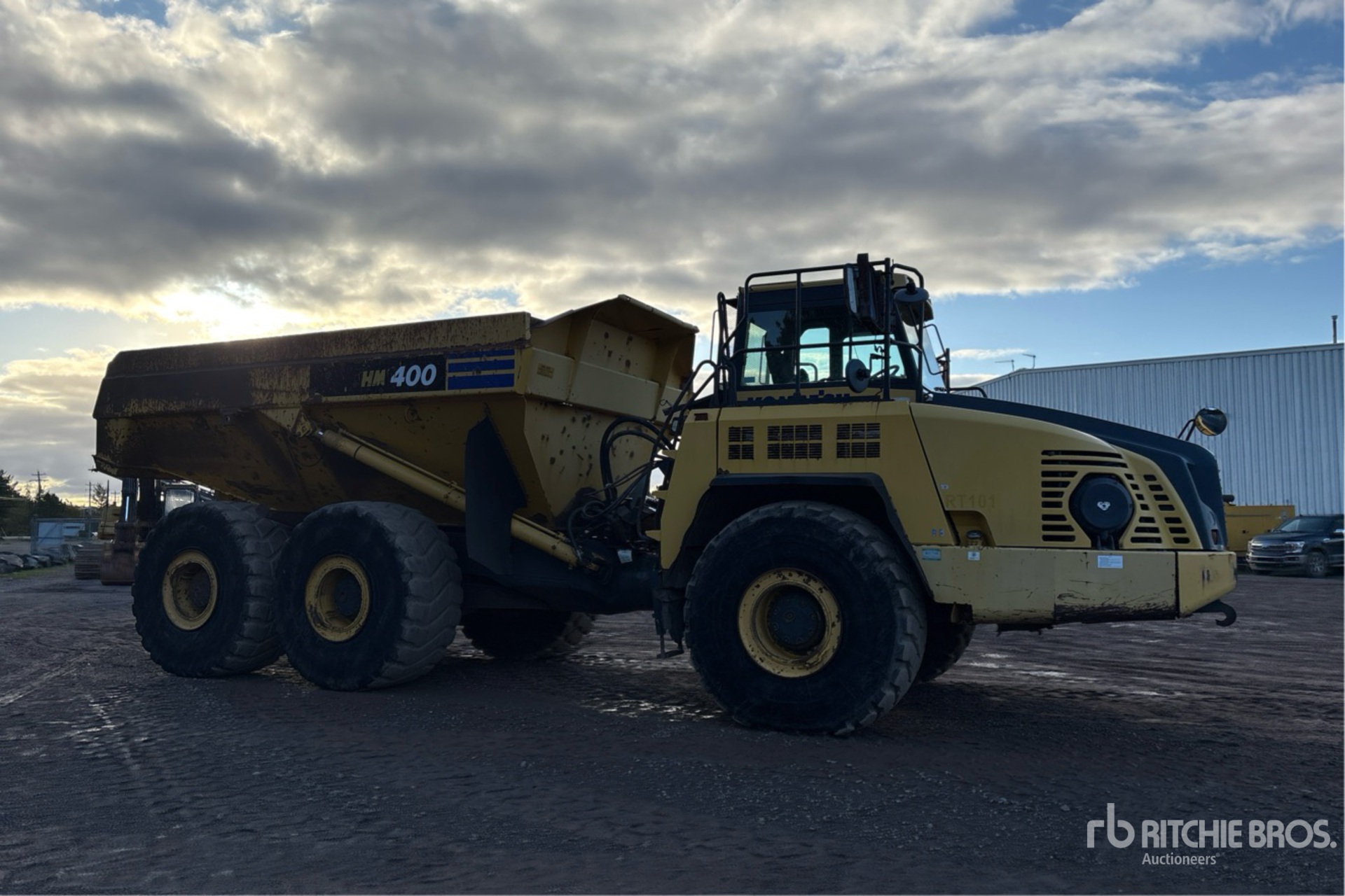 2012 Komatsu HM400-3