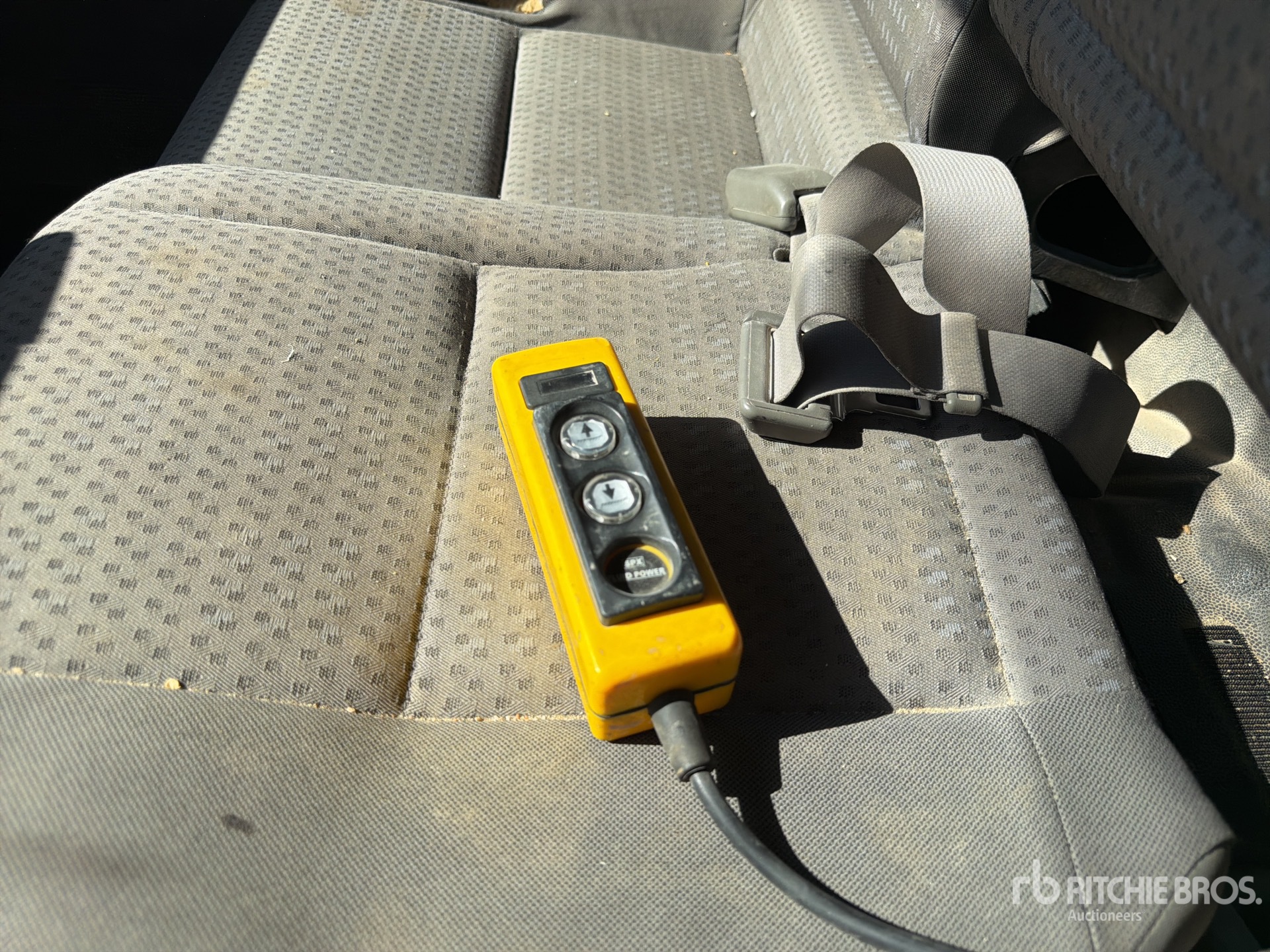 2008 Renault MAXITY 130DXI