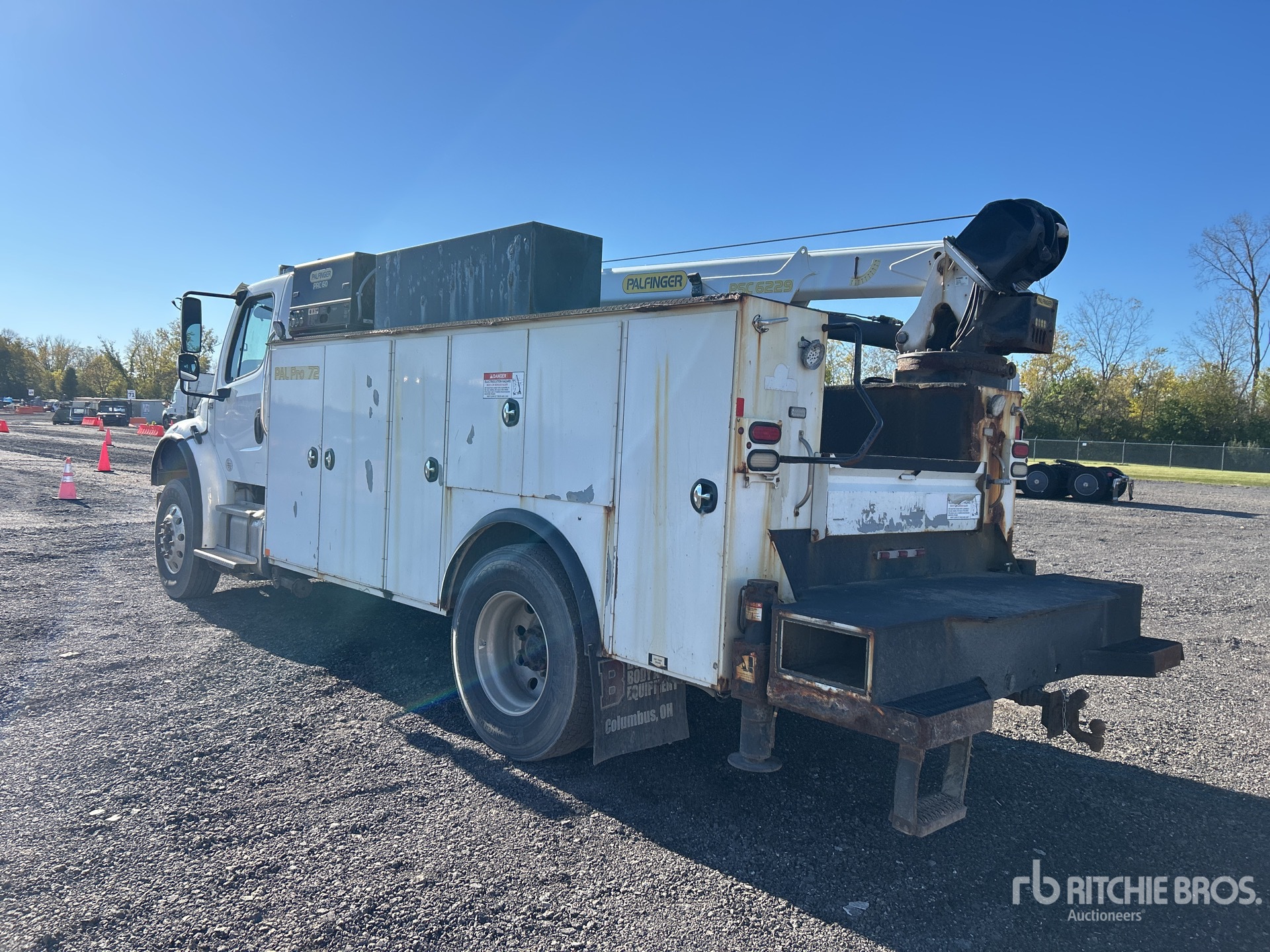 2016 Freightliner M2 106