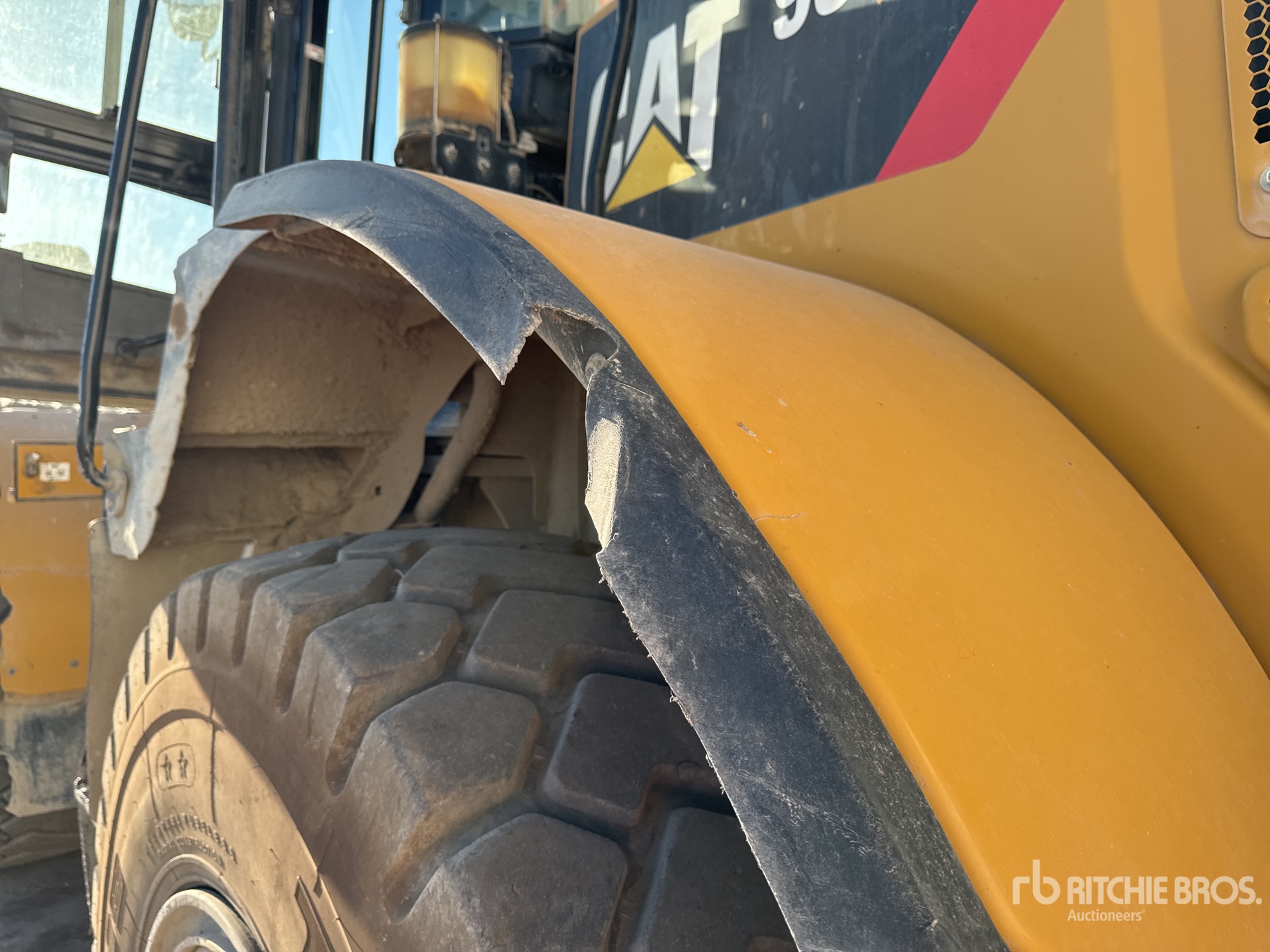 2019 Caterpillar 962M