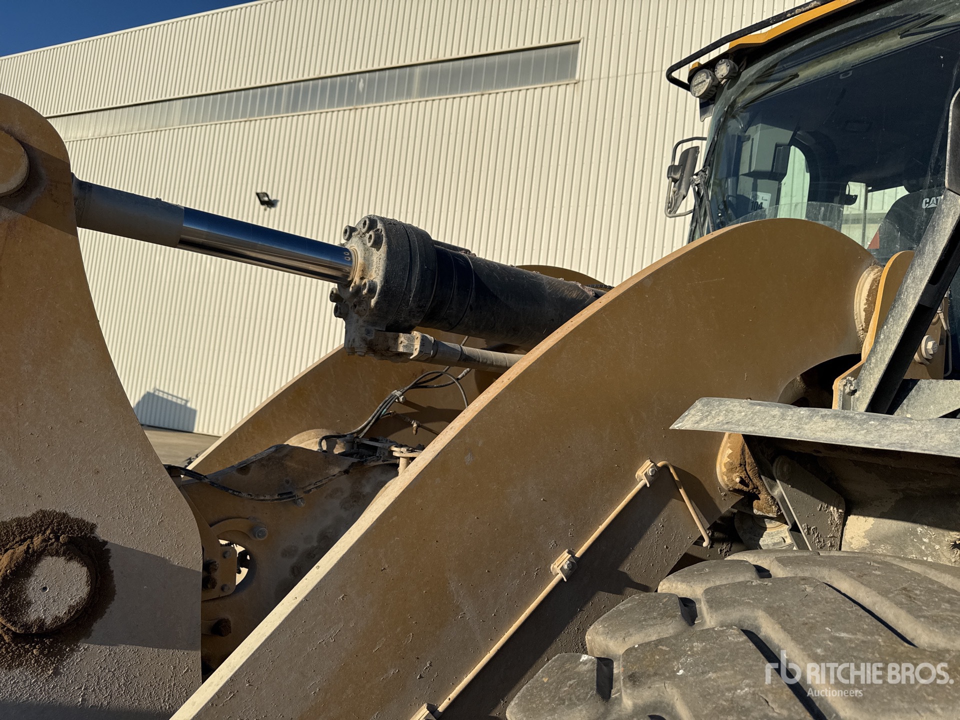 2019 Caterpillar 962M