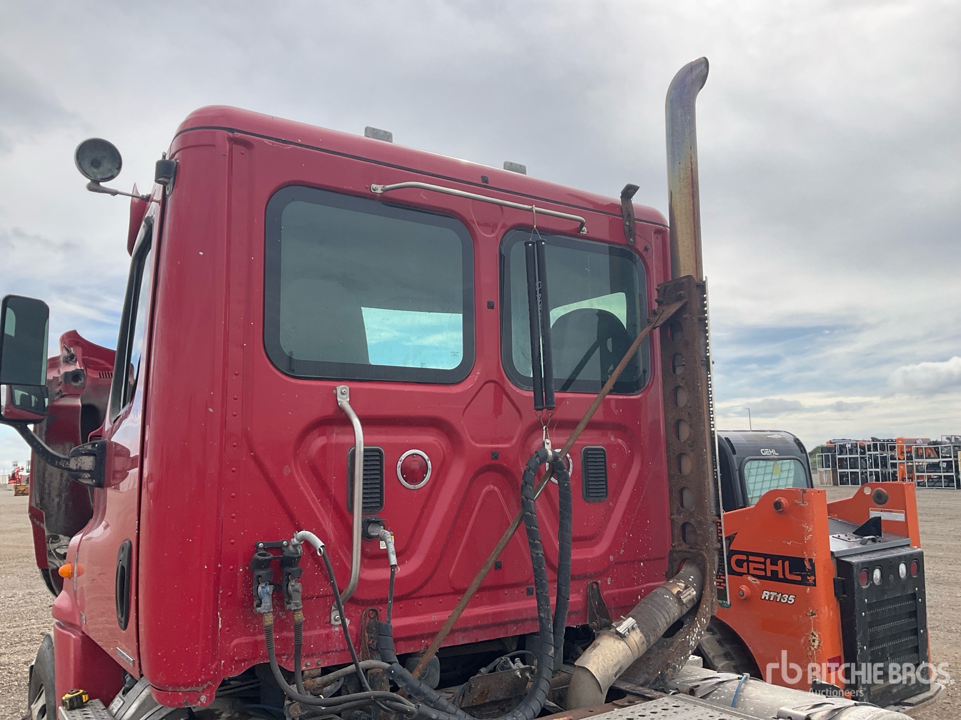 2012 Freightliner CASCADIA 125