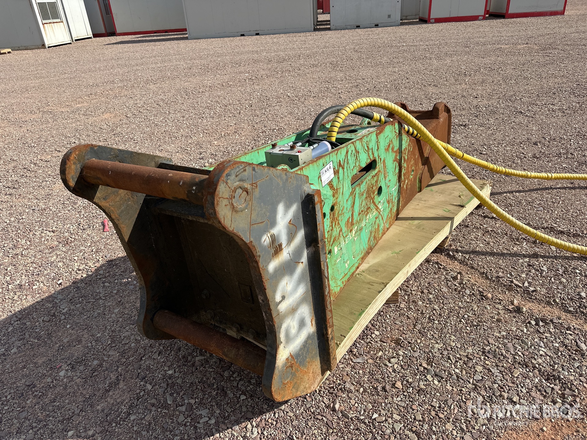 2022 Montabert XL2600