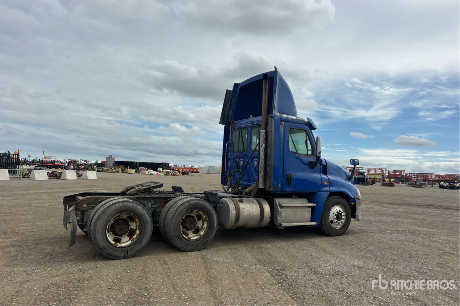 2012 Freightliner CASCADIA 125