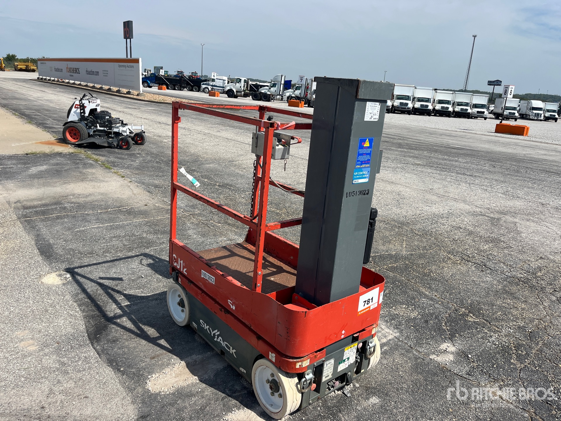 2016 Skyjack SJ12