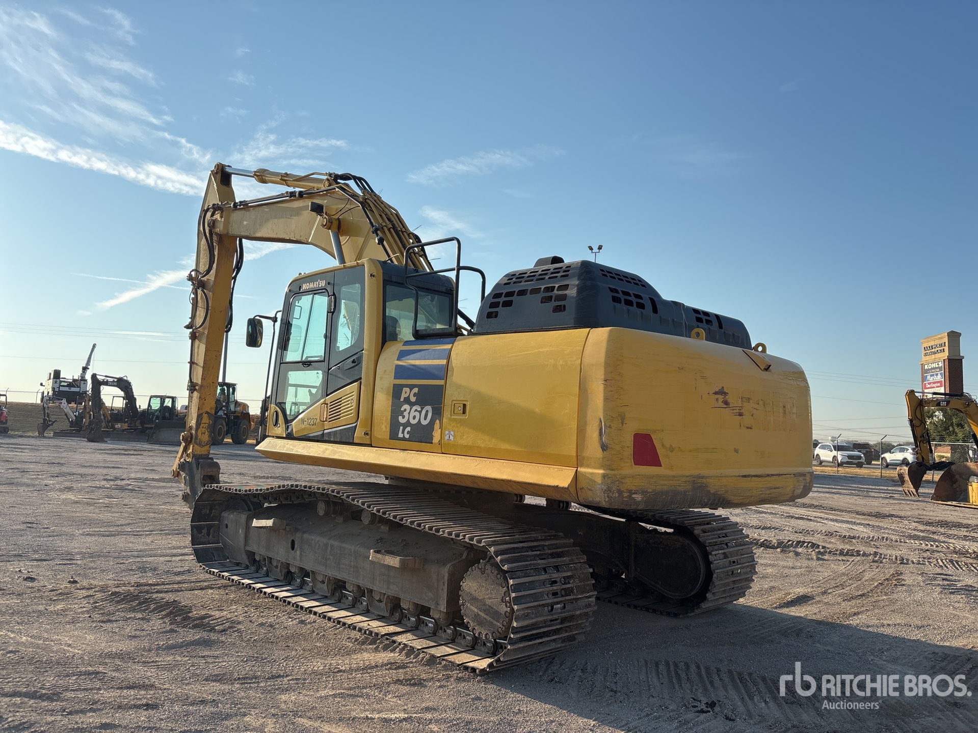 2018 Komatsu PC360LC 11