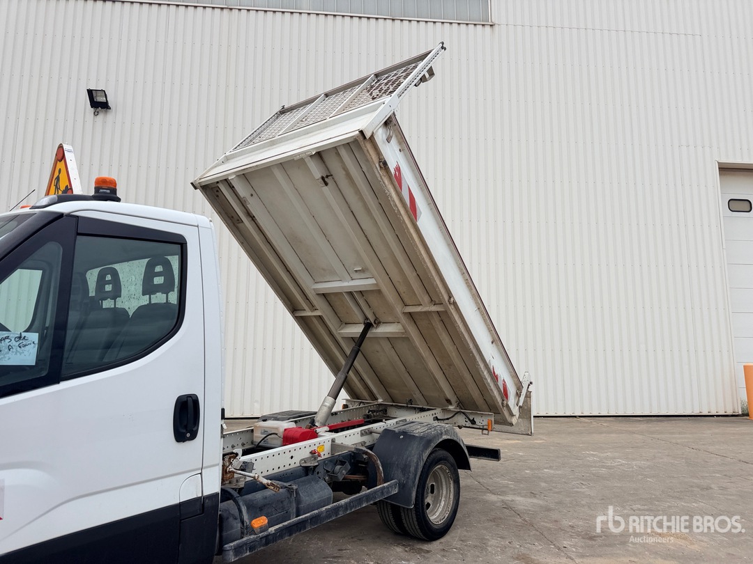 2020 Iveco 35C16