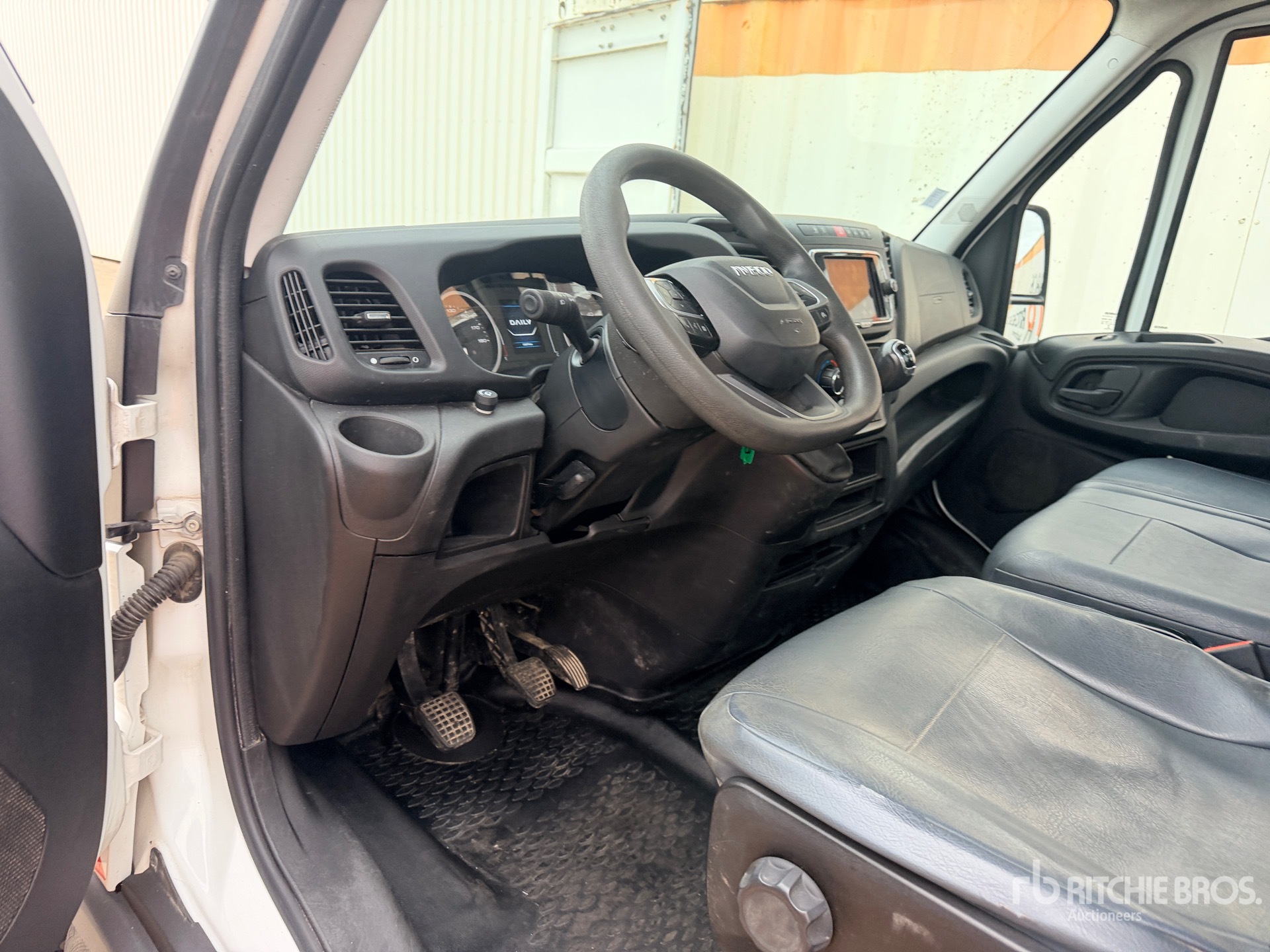 2020 Iveco 35C16