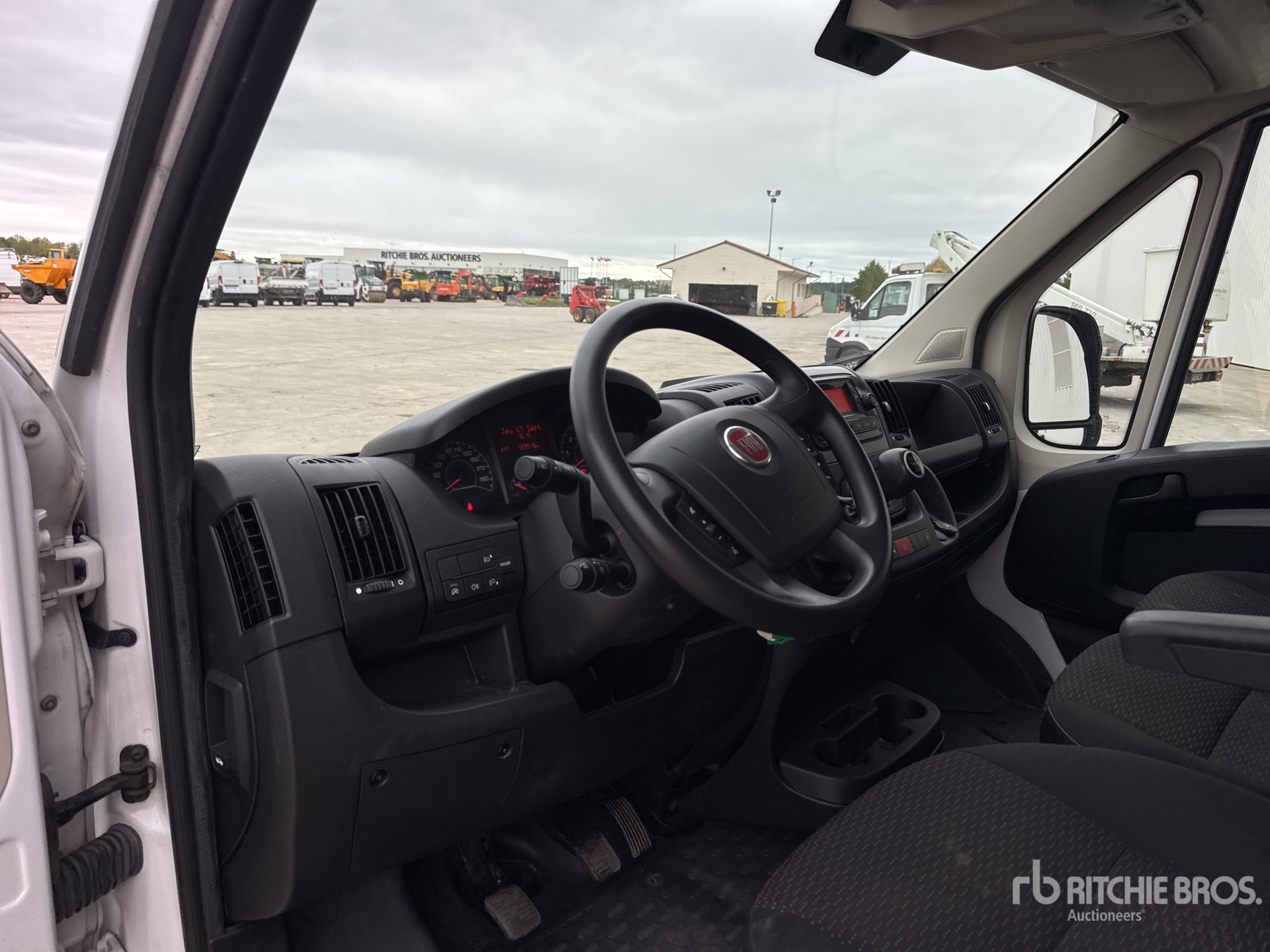 2023 Fiat DUCATO