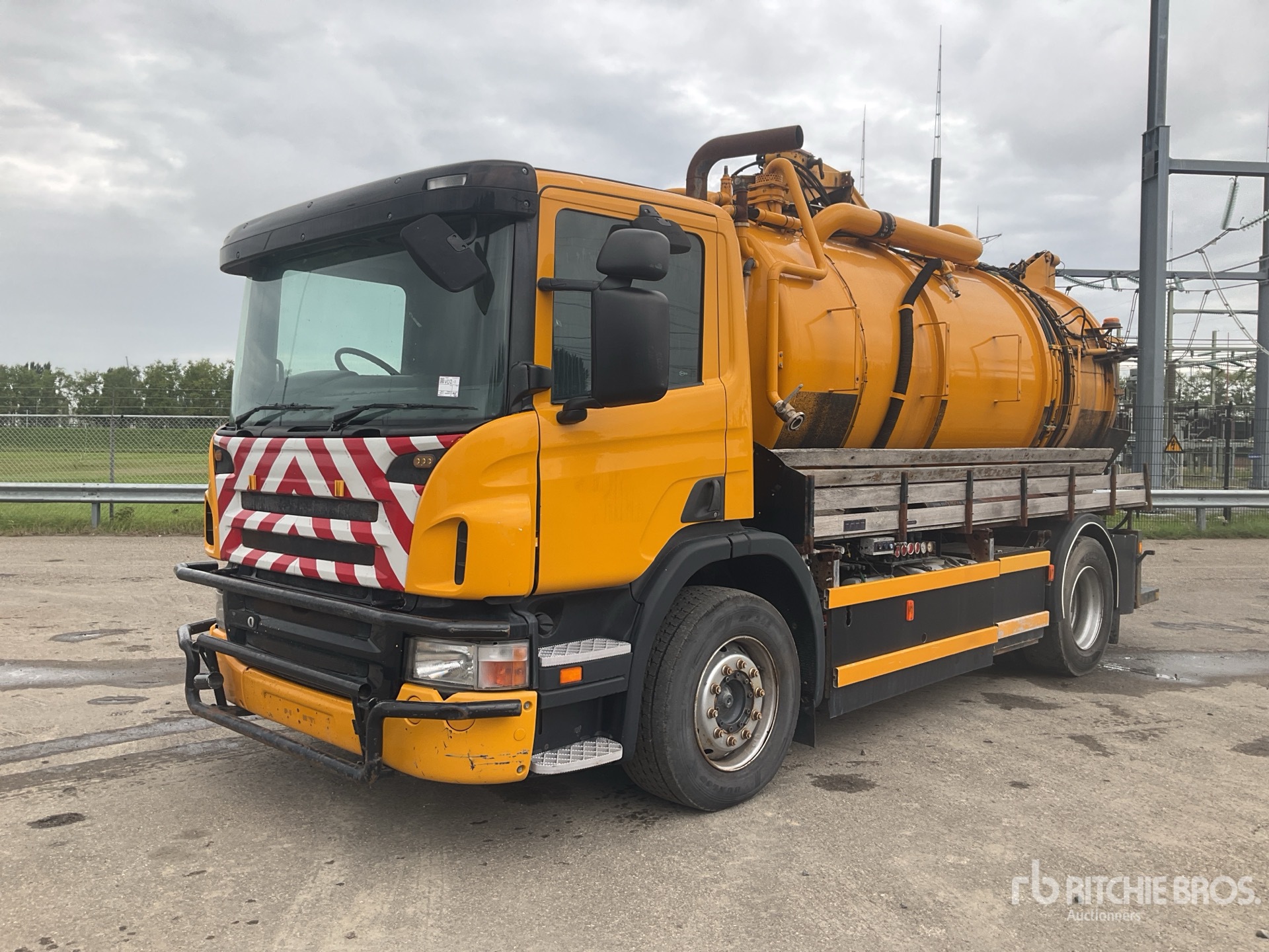Photo of 2007 Scania P270DB