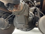 Underbody with Center Drive Axle