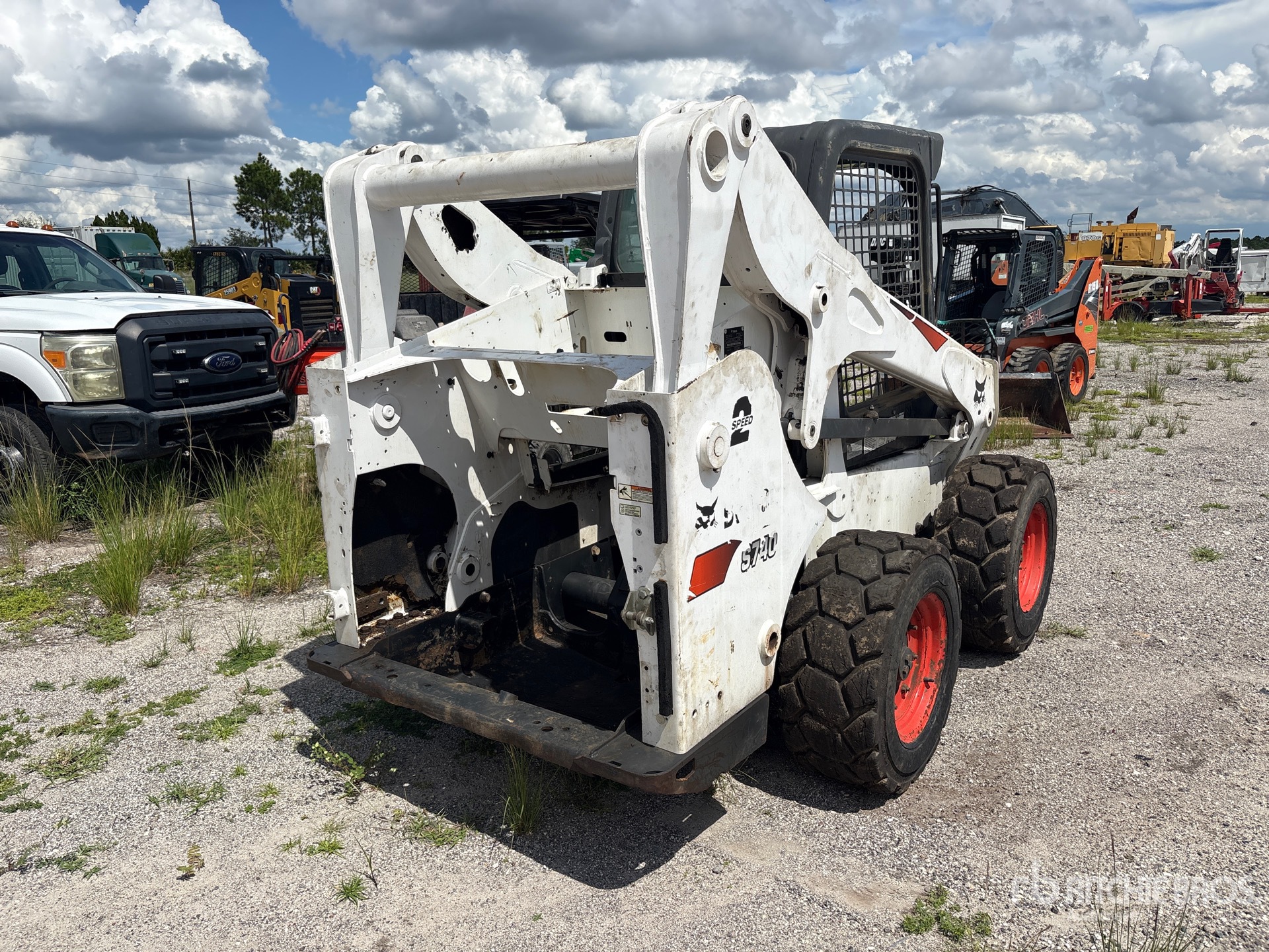 2019 Bobcat S740
