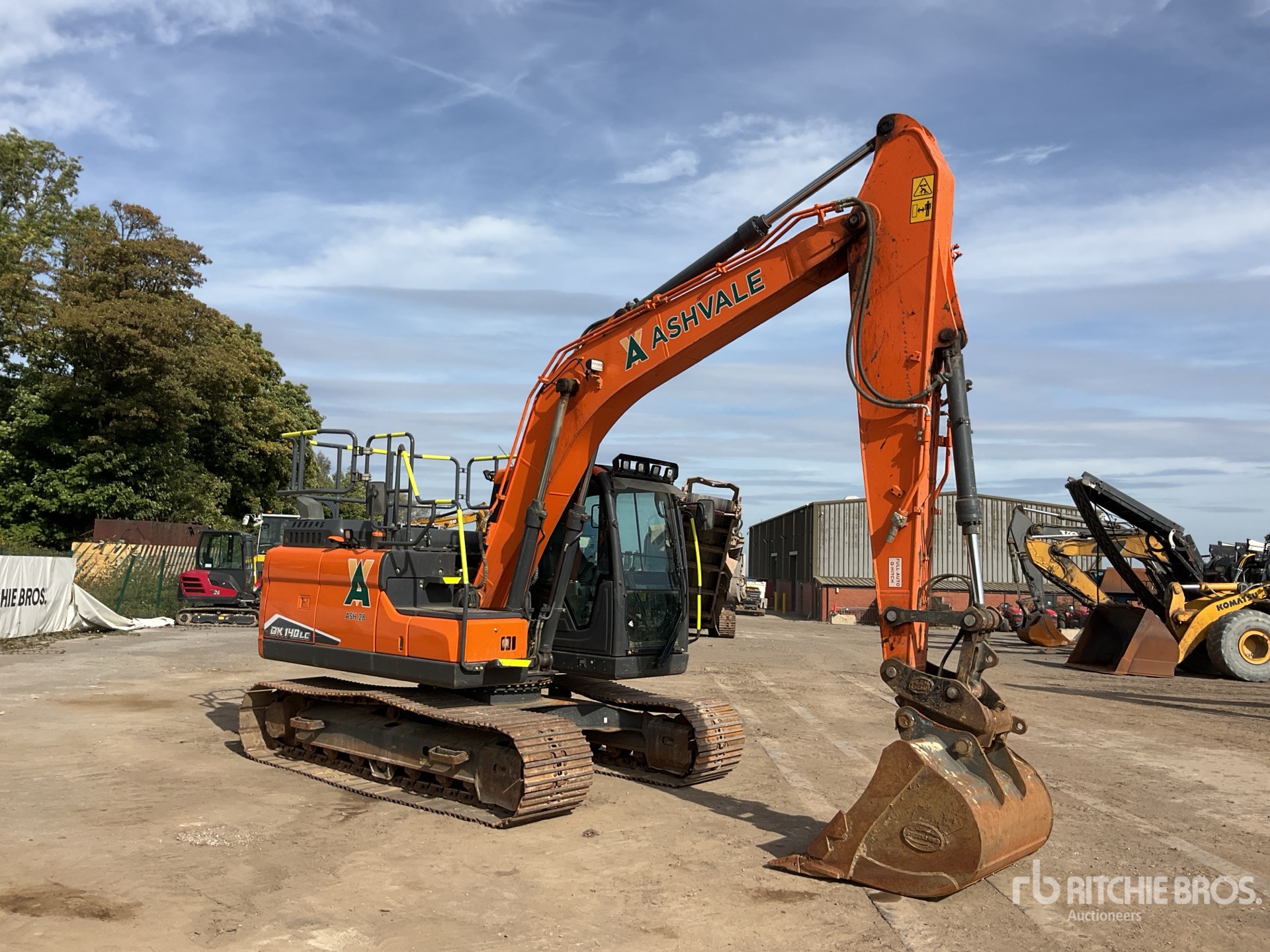 2022 Doosan DX140LC-7