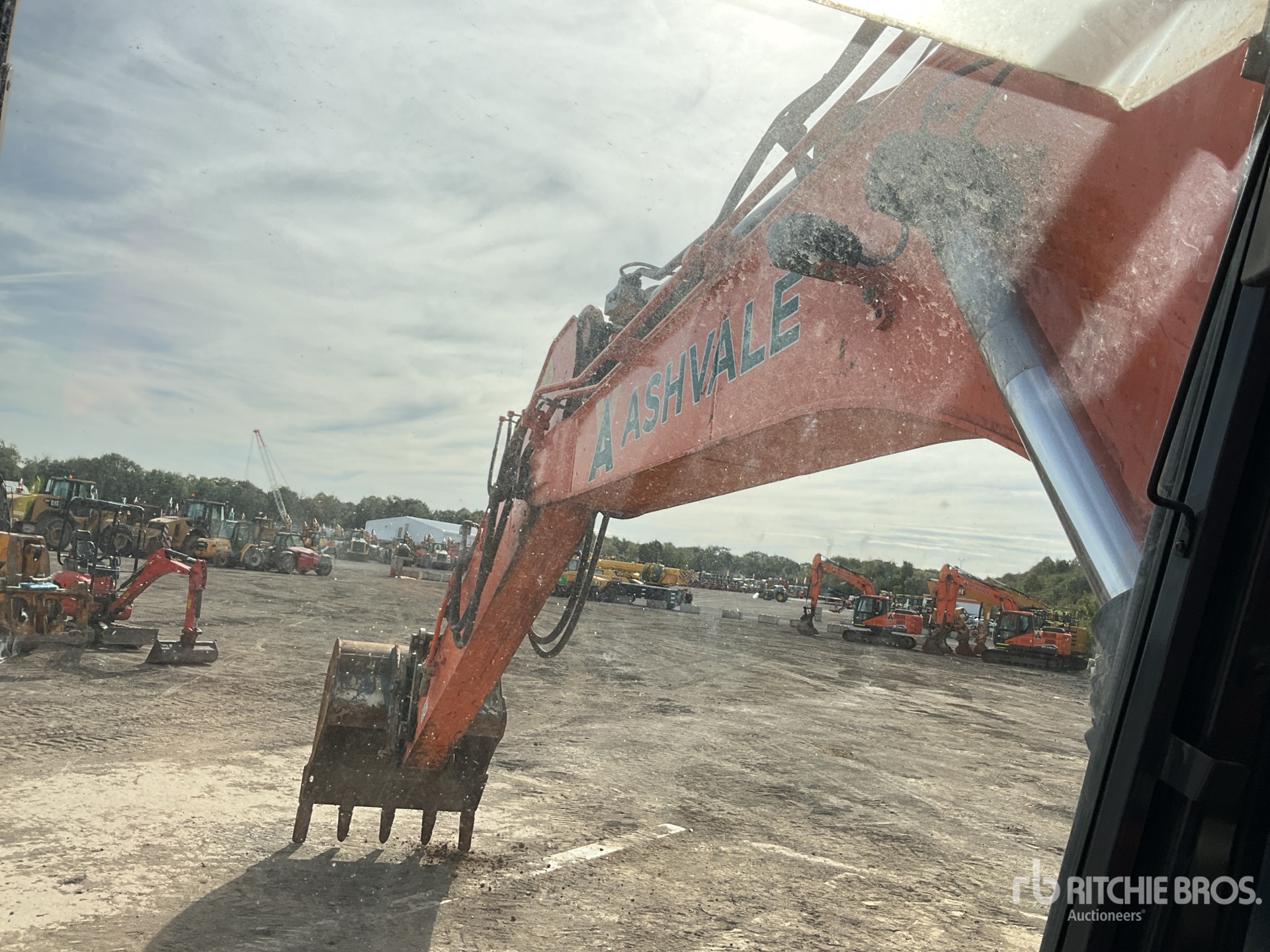 2022 Doosan DX140LC-7