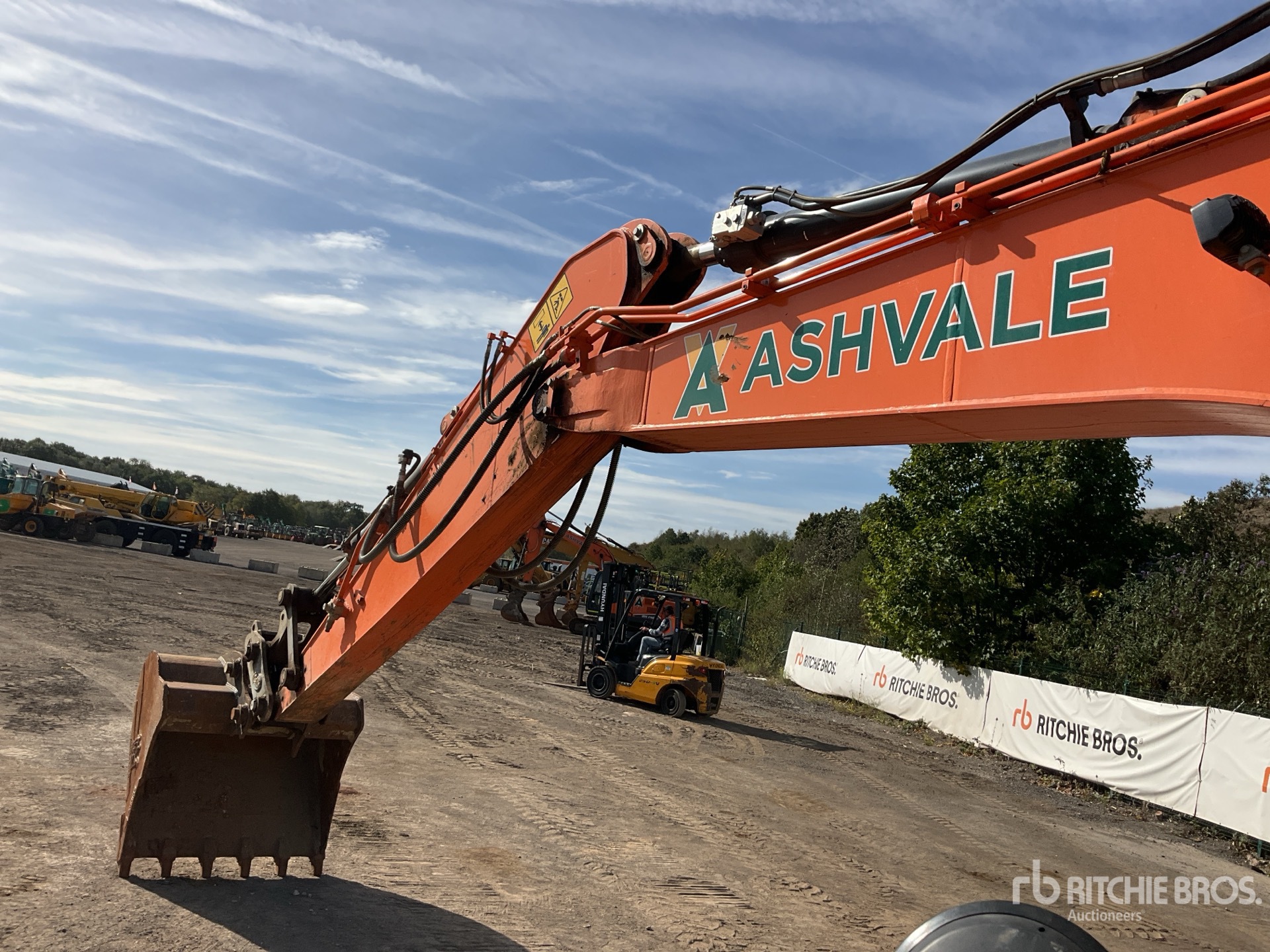 2022 Doosan DX140LC-7