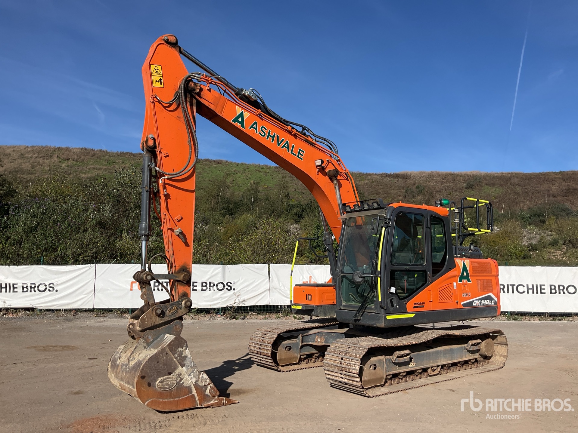 2022 Doosan DX140LC-7