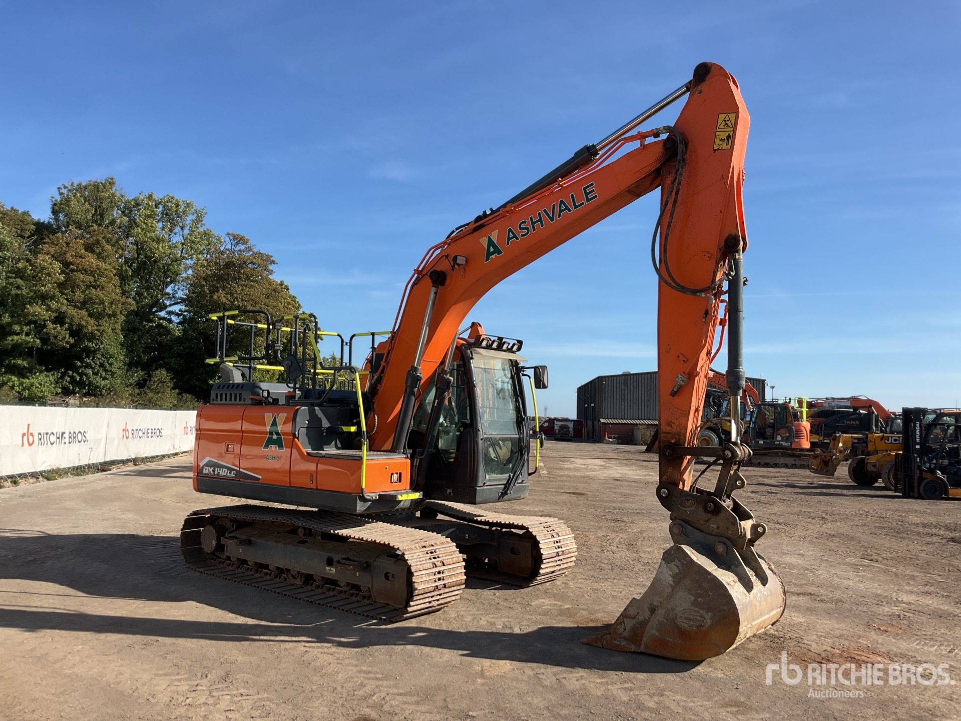 2022 Doosan DX140LC-7