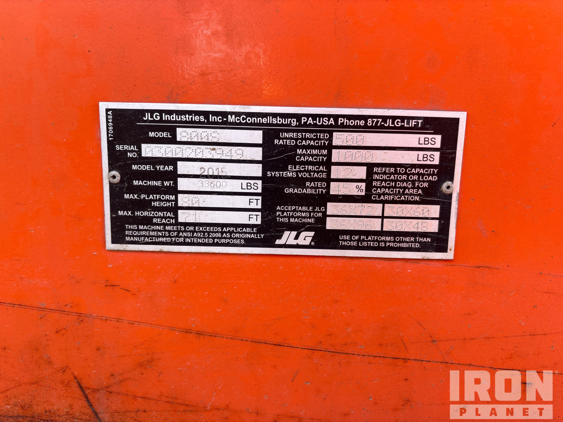 2016 JLG 800S