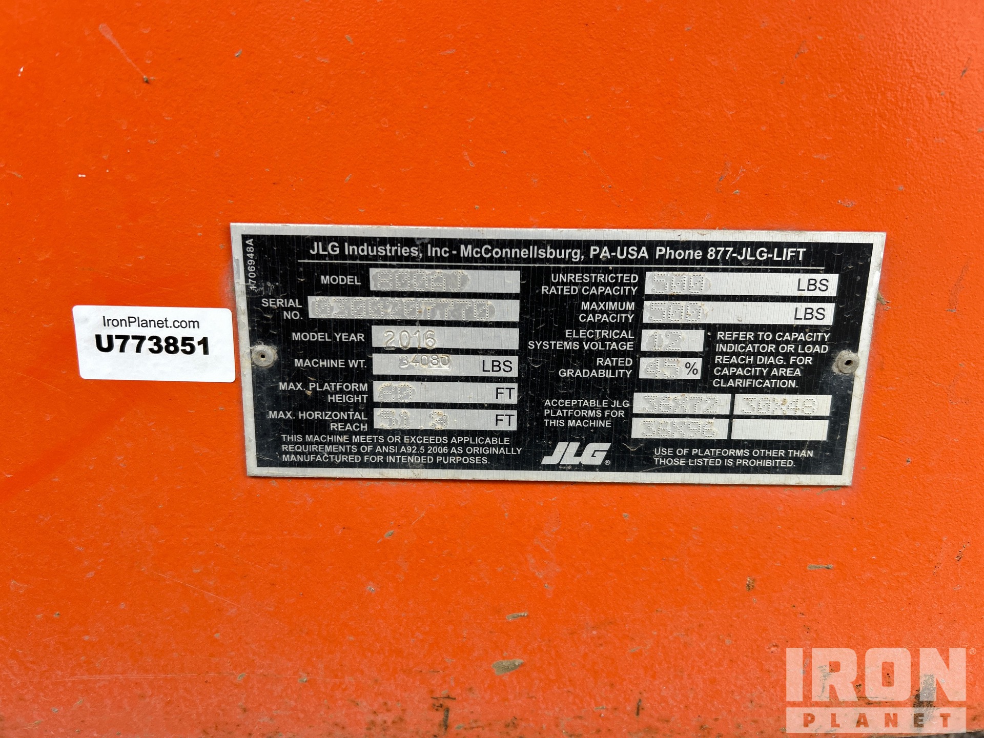 2016 JLG 800 AJ