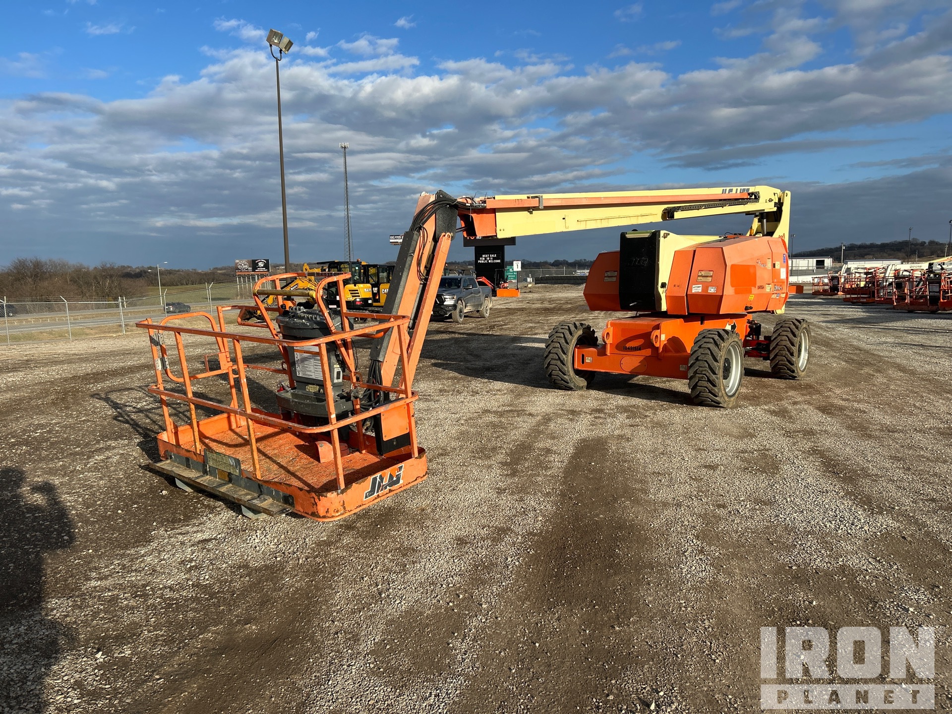 Photo of 2016 JLG 800 AJ