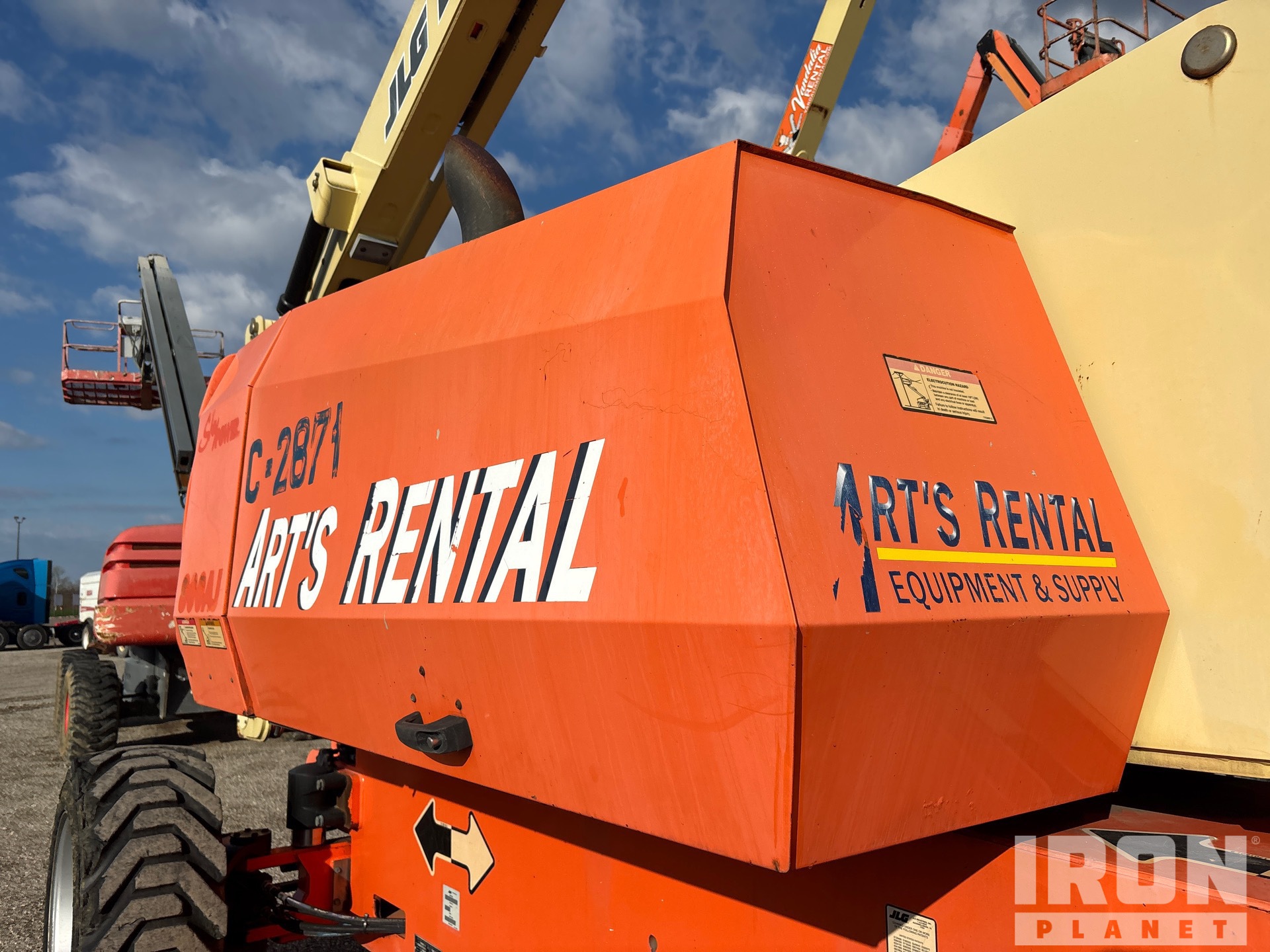 2015 JLG 800 AJ