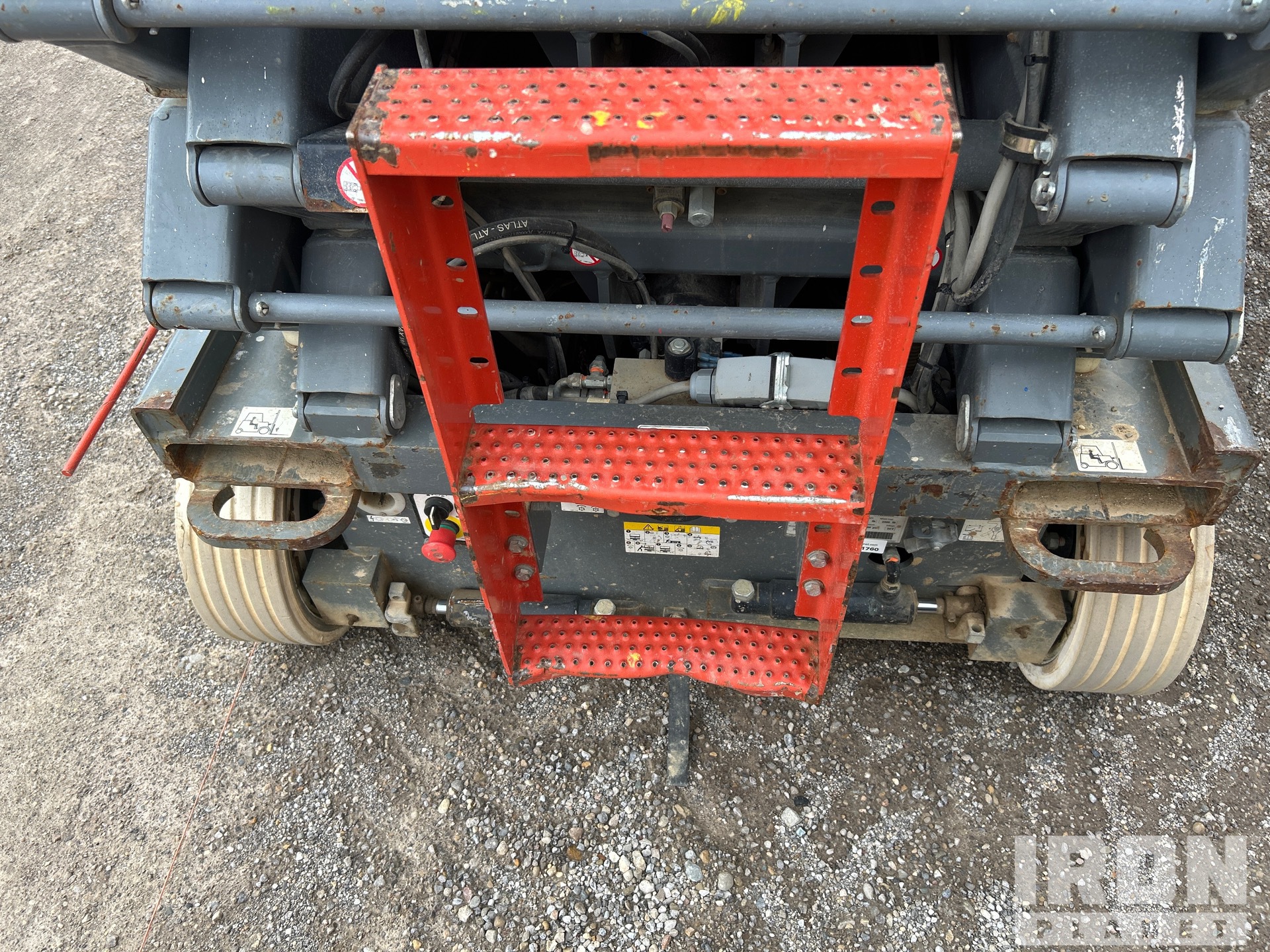 2017 Skyjack SJ4632