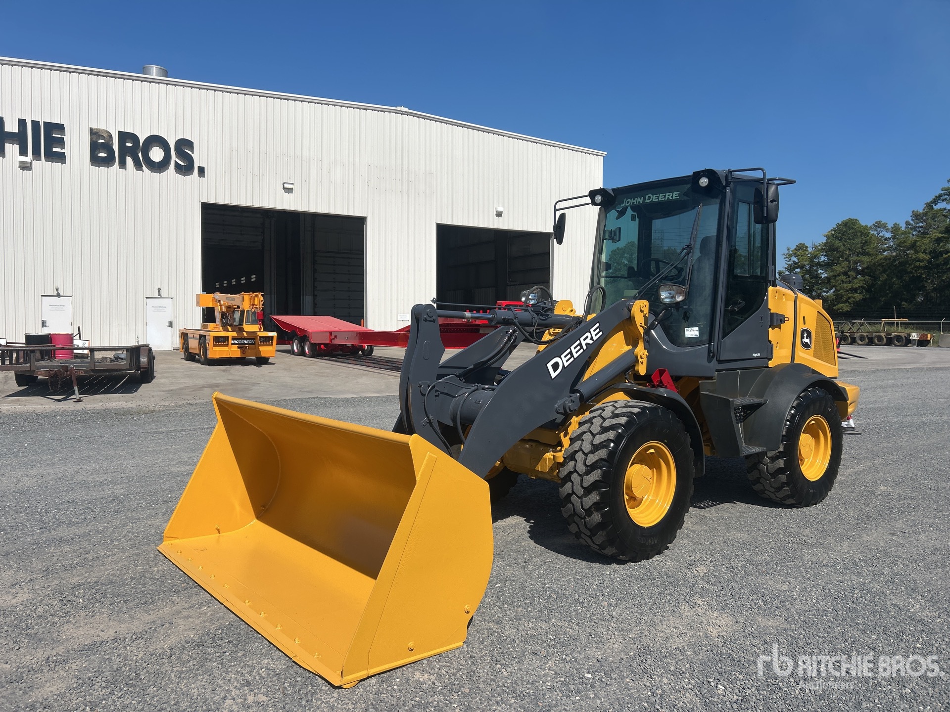 Photo of 2024 John Deere 324 P-TIER