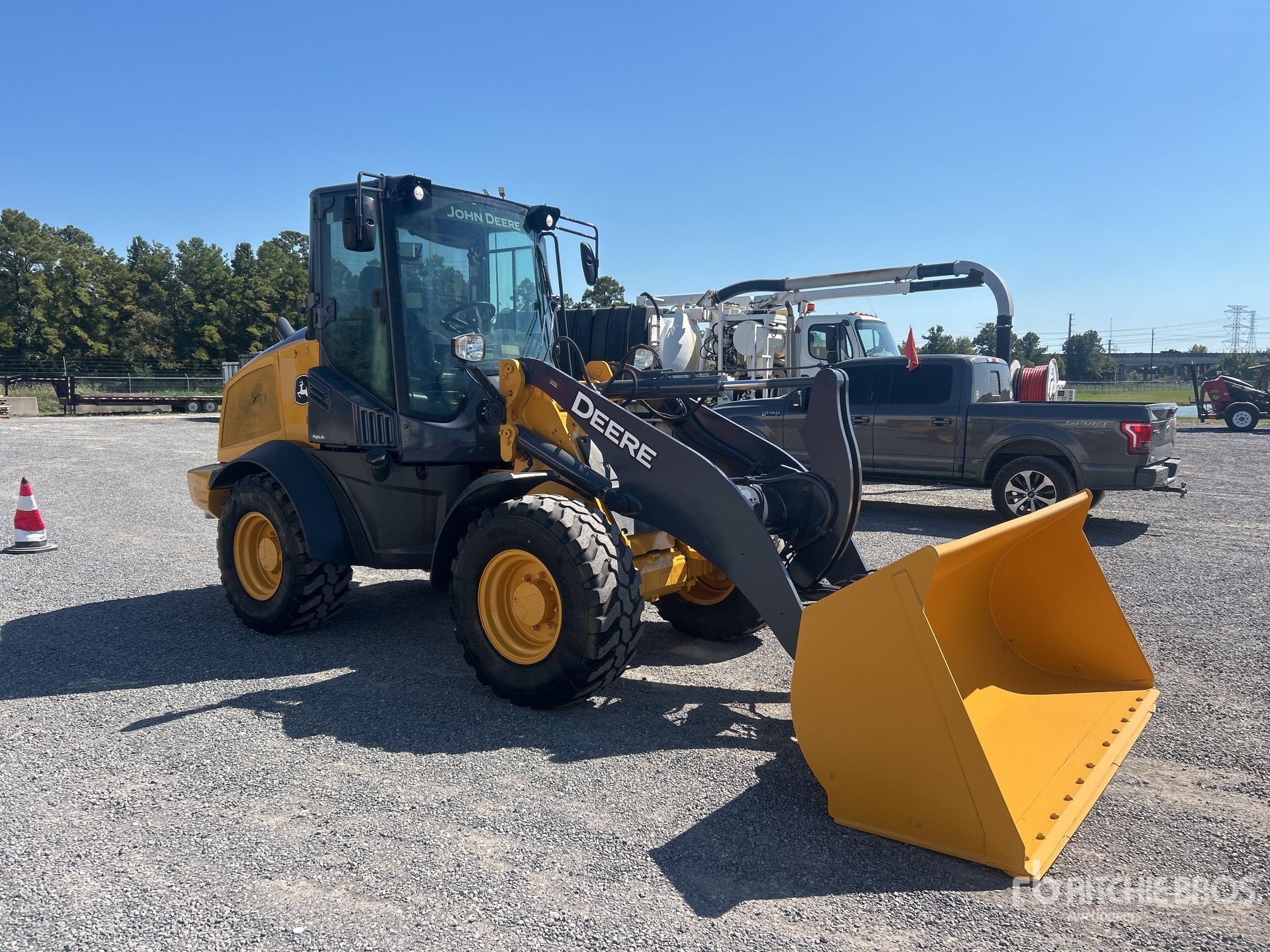 2024 John Deere 324 P-TIER