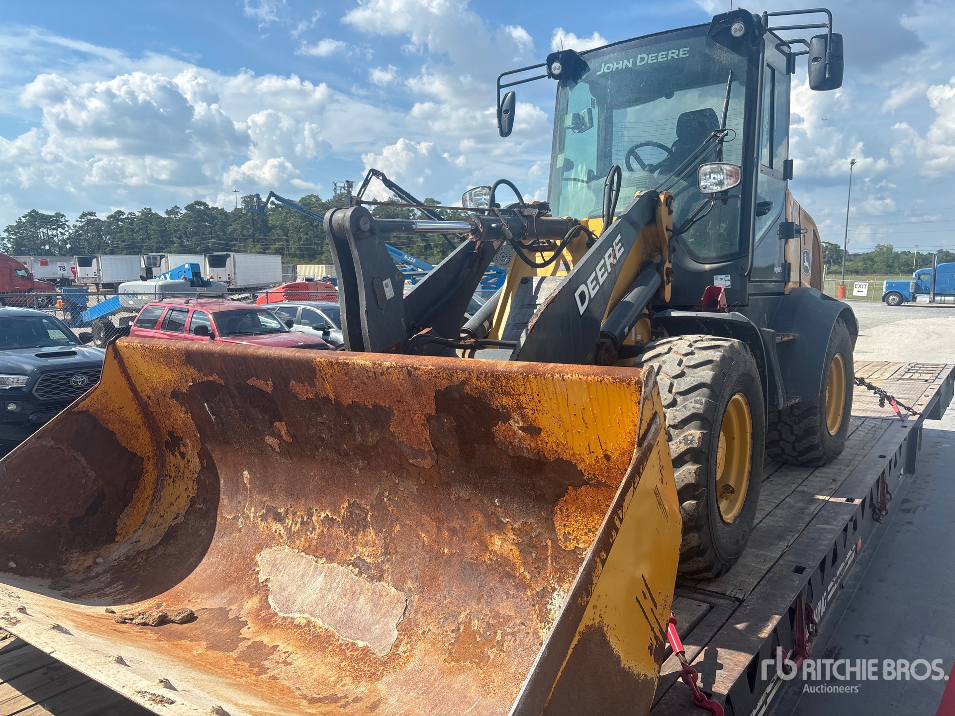 2024 John Deere 324 P-TIER