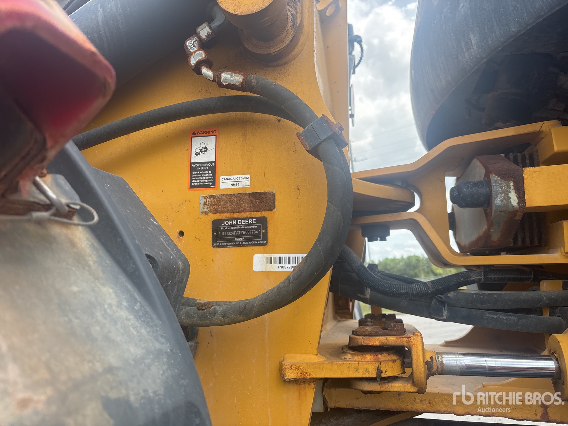 2024 John Deere 324 P-TIER