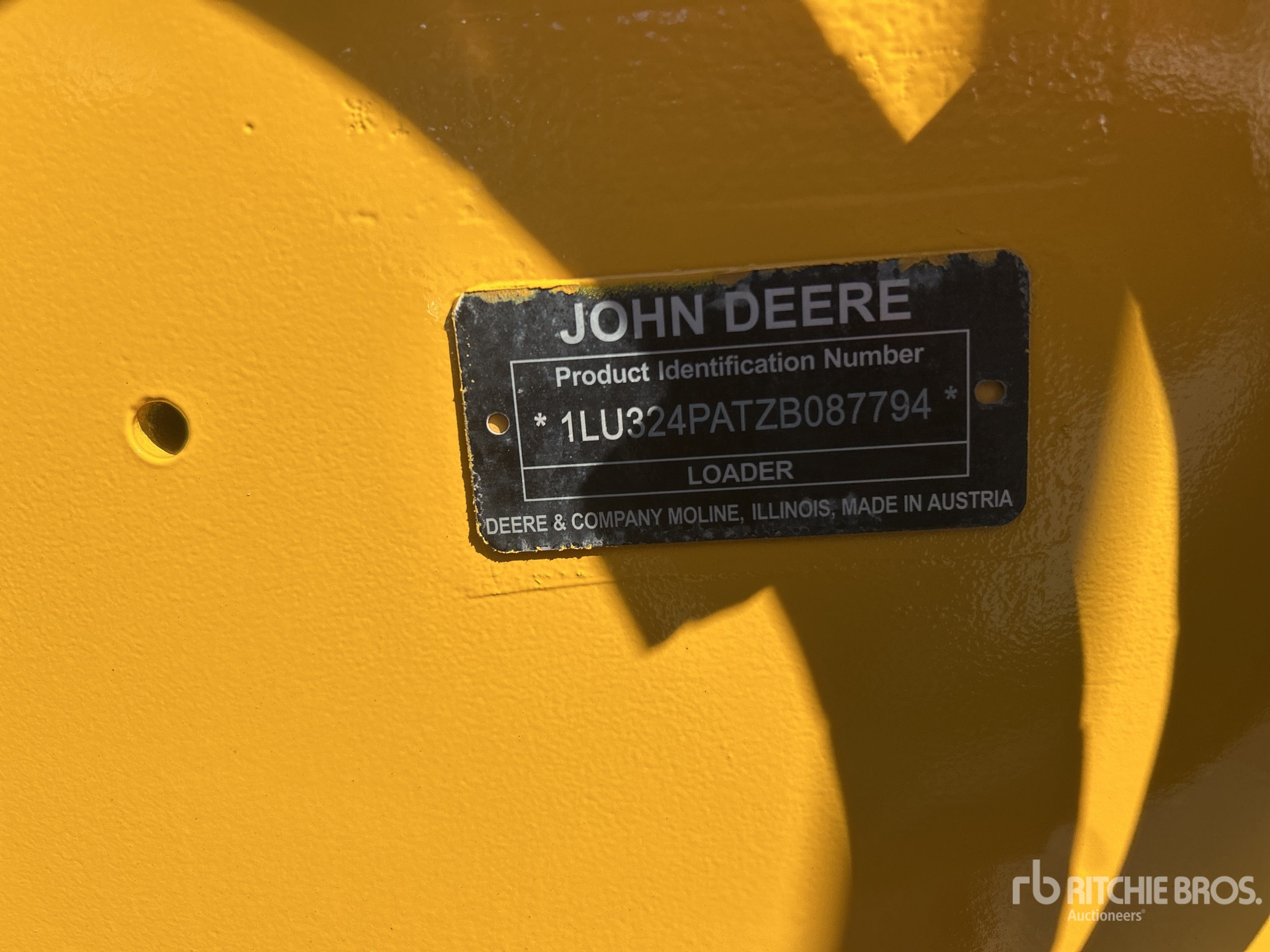 2024 John Deere 324 P-TIER