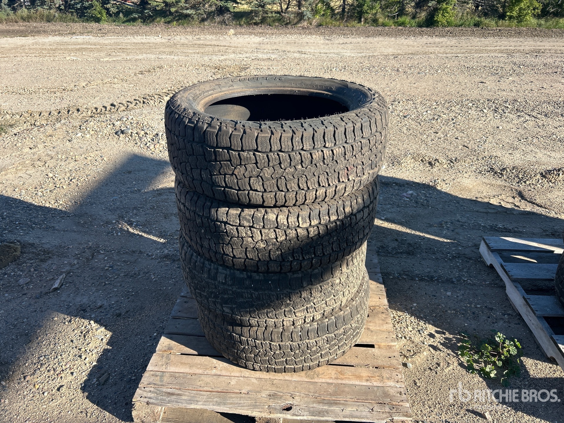 Photo of Cooper Quantity of (4) 255/55R20