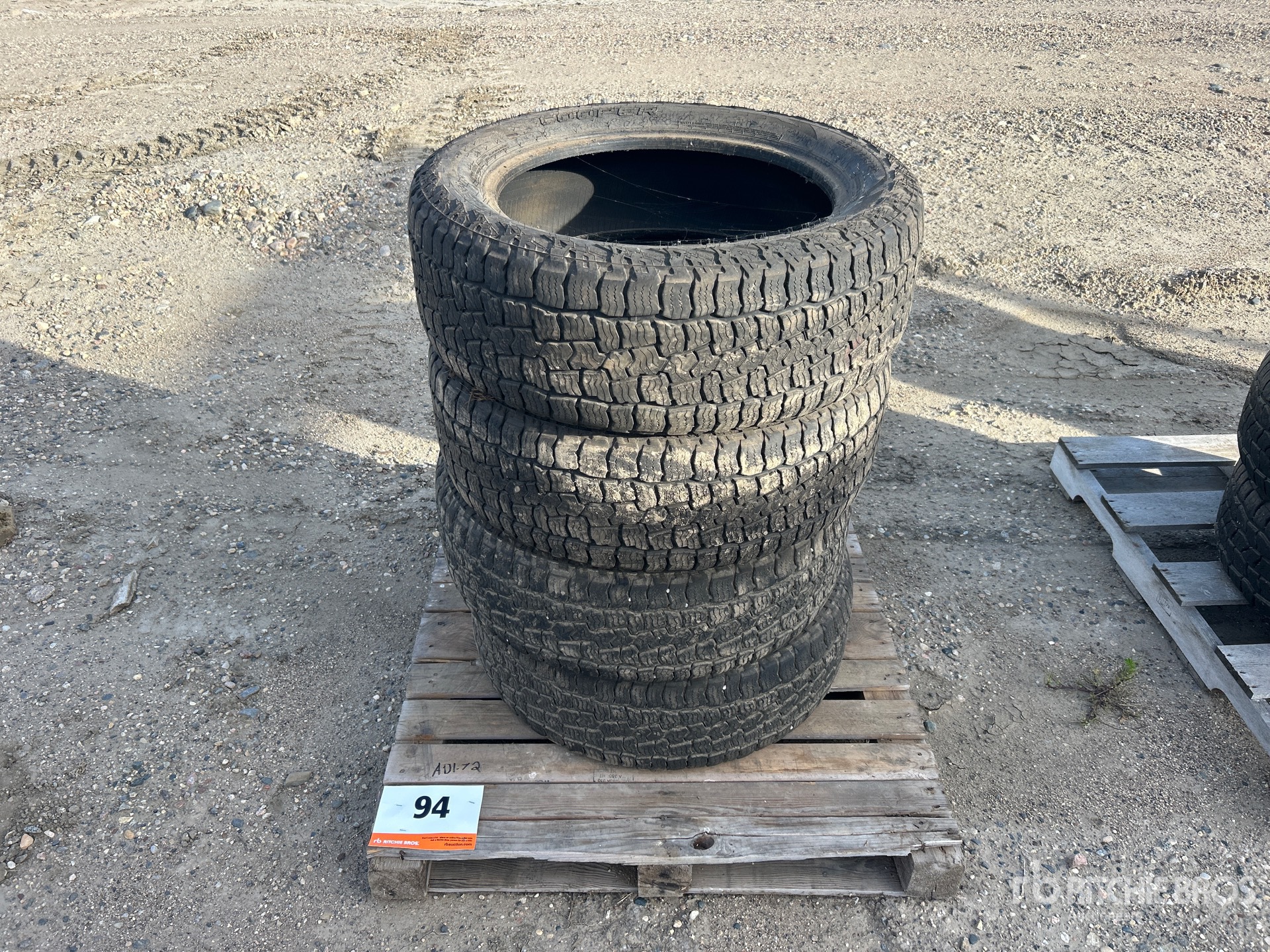 Cooper Quantity of (4) 255/55R20